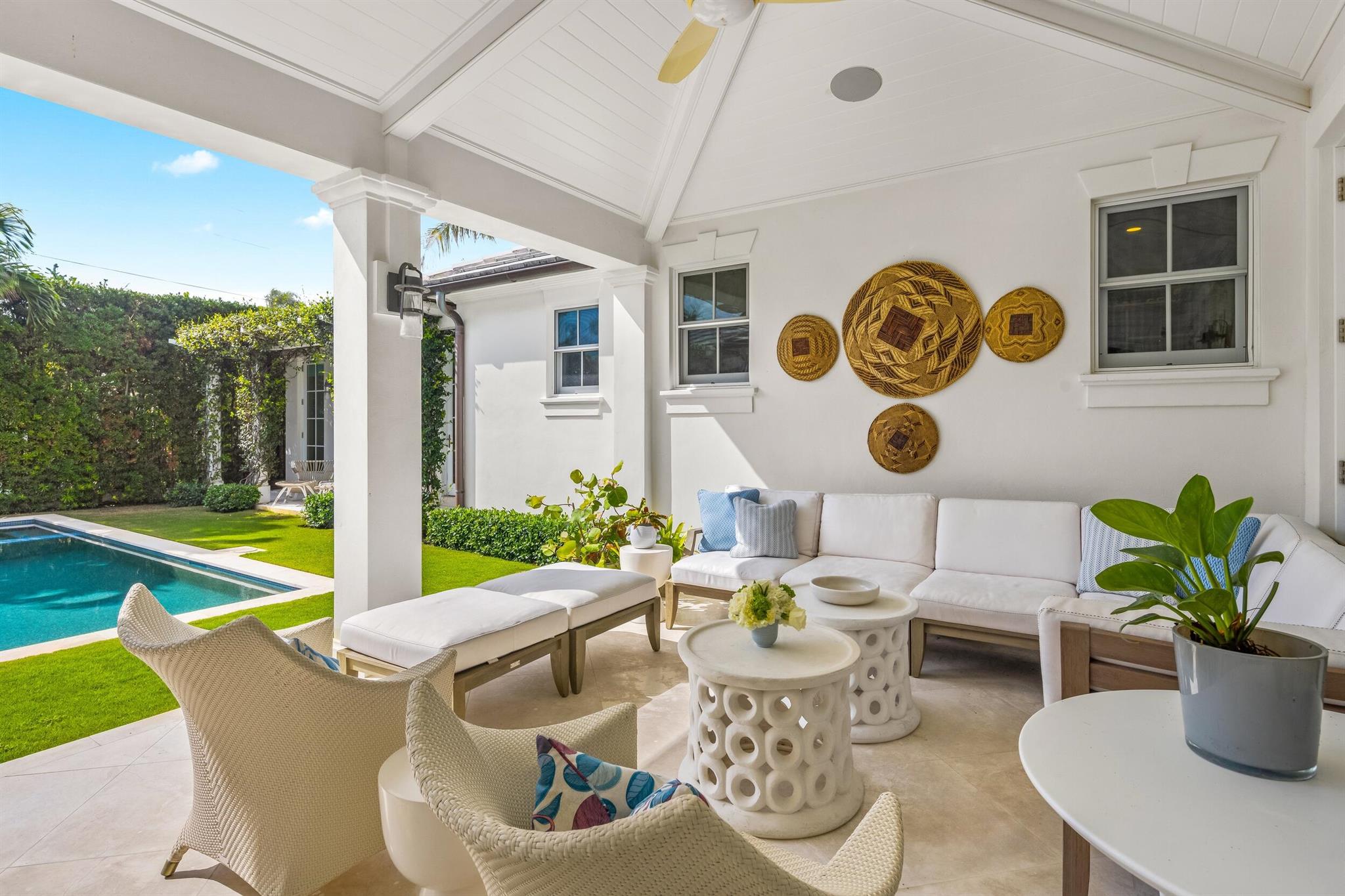 216 Sandpiper Drive Palm Beach, FL 33480