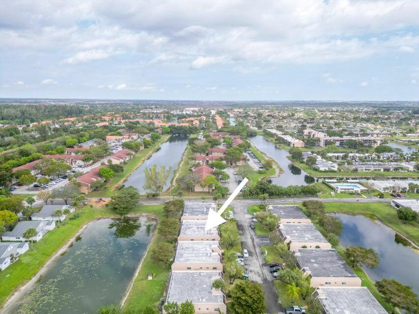 Photo 17 of home located at 107 Lake Terry Drive, West Palm Beach FL