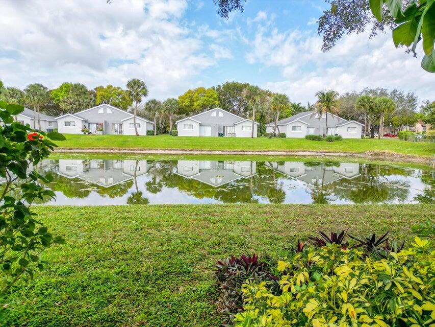 Photo 2 of home located at 107 Lake Terry Drive, West Palm Beach FL