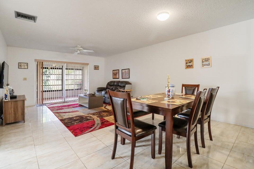 Photo 8 of home located at 107 Lake Terry Drive, West Palm Beach FL