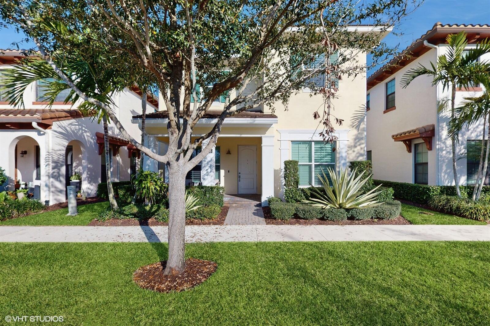 Image to showcase the property located at 2098 Dickens Terrace