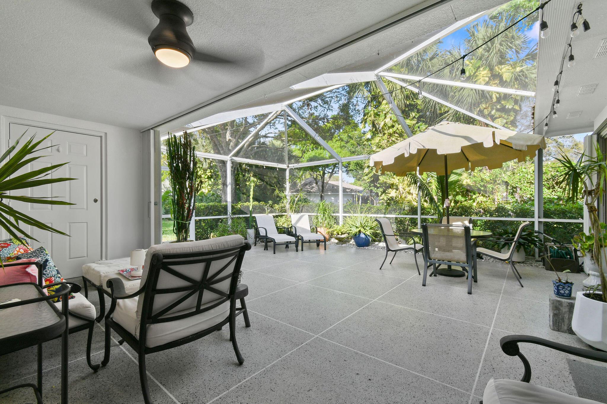 5402 Red Oak Court Unit , Palm Beach Gardens, Florida 33410