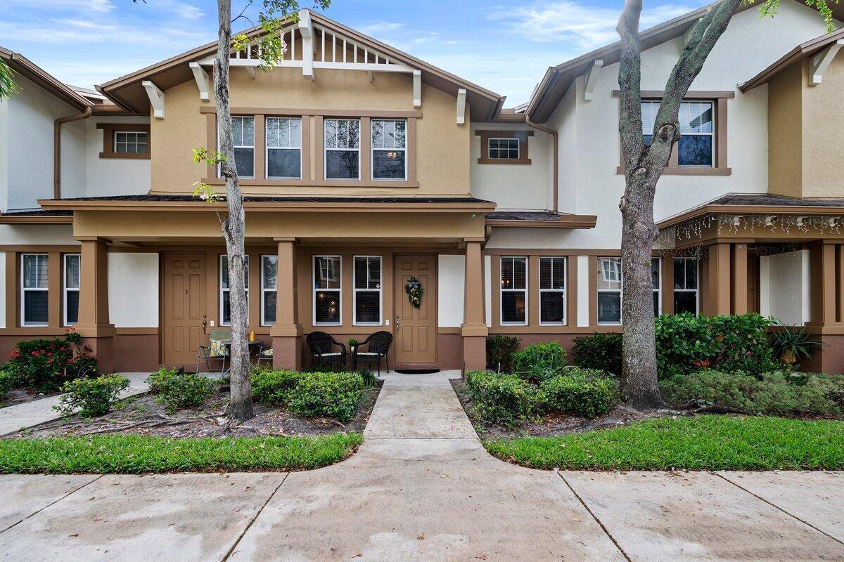 661 Corte Madera Lane Unit 4, West Palm Beach, Florida 33401