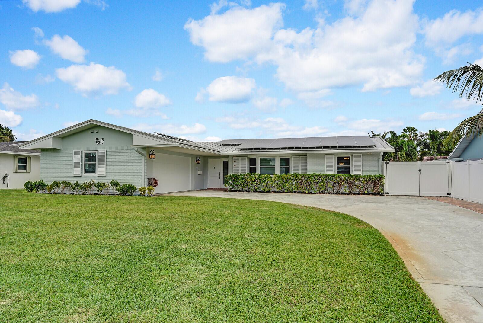 4375 Fuschia Circle, Palm Beach Gardens, Florida 33410