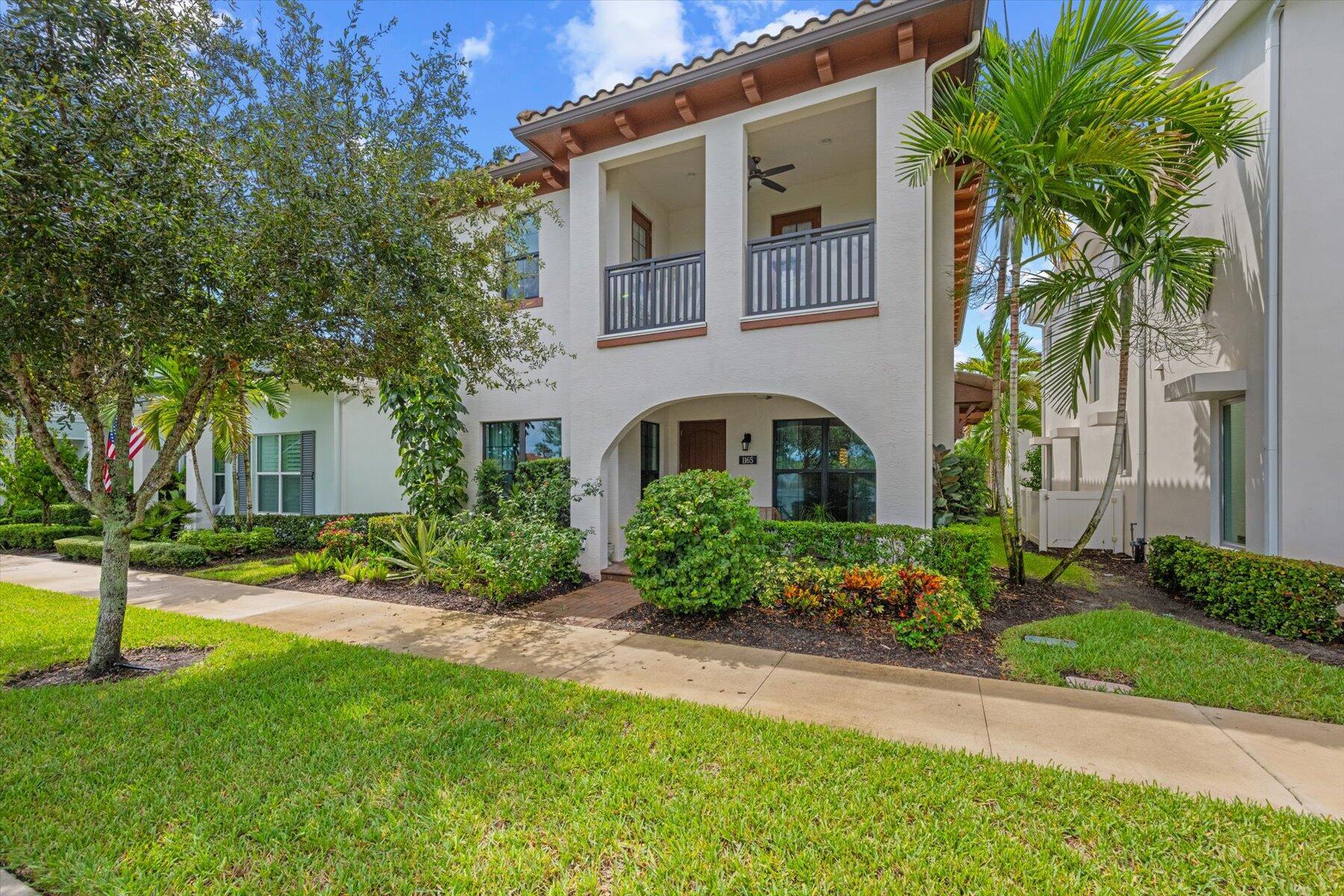 1165 Faulkner Ter Terrace