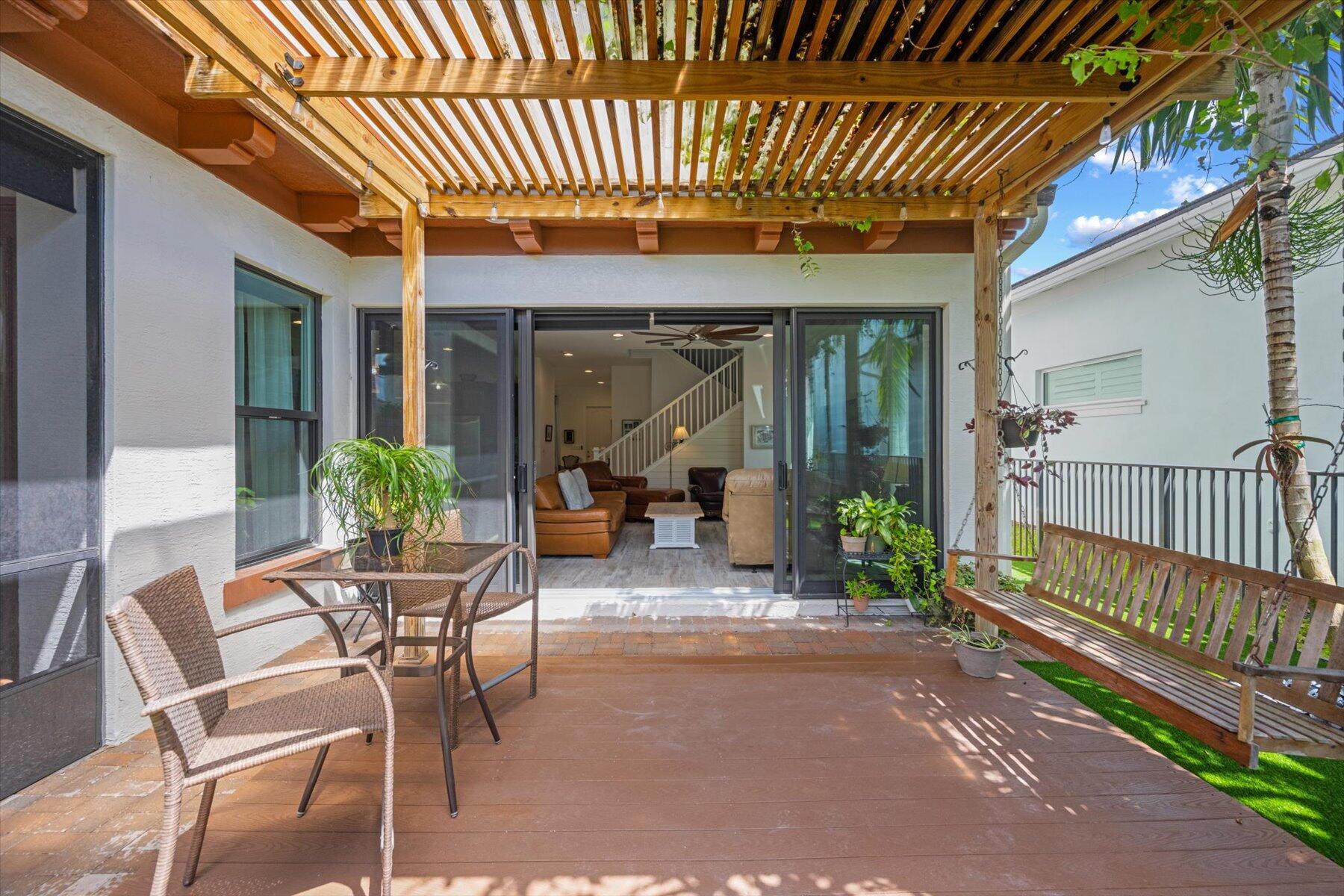 1165 Faulkner Ter Terrace