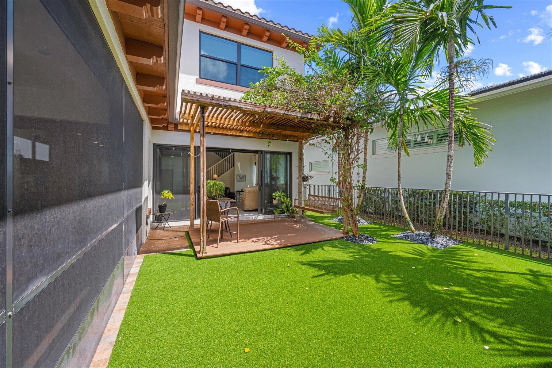 1165 Faulkner Ter Terrace