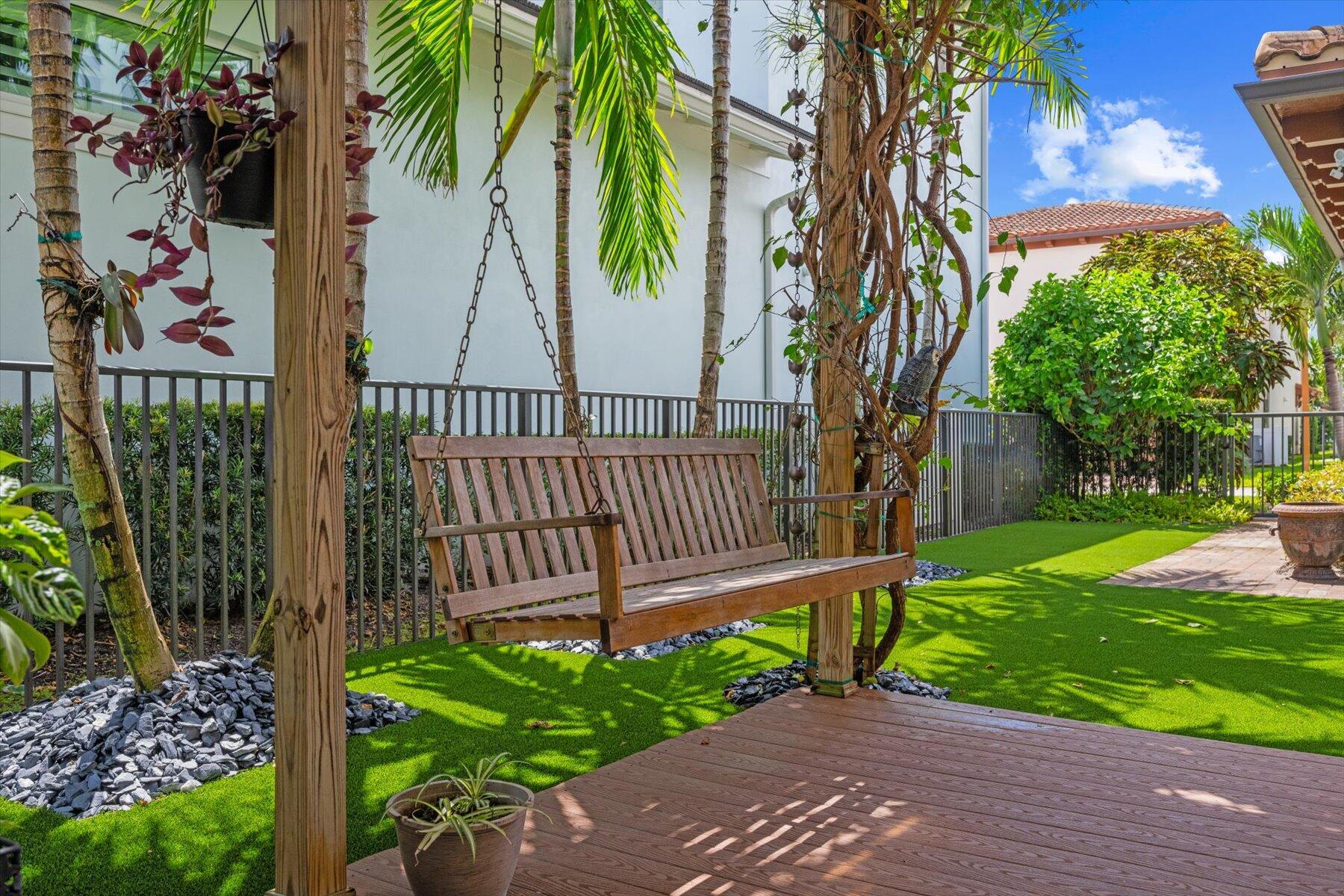 1165 Faulkner Ter Terrace