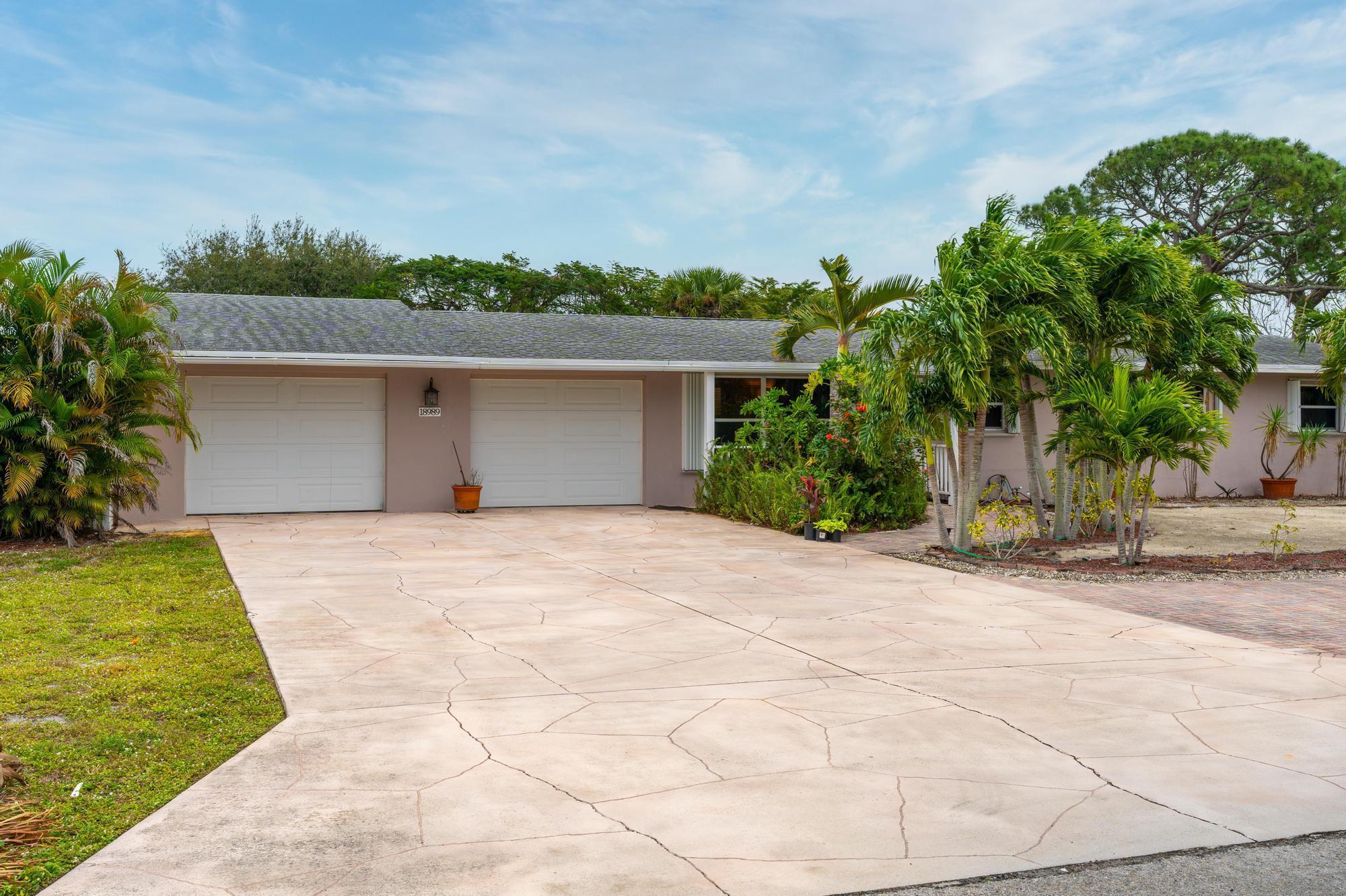 18989 Hillcrest Drive, Jupiter, Florida 33469