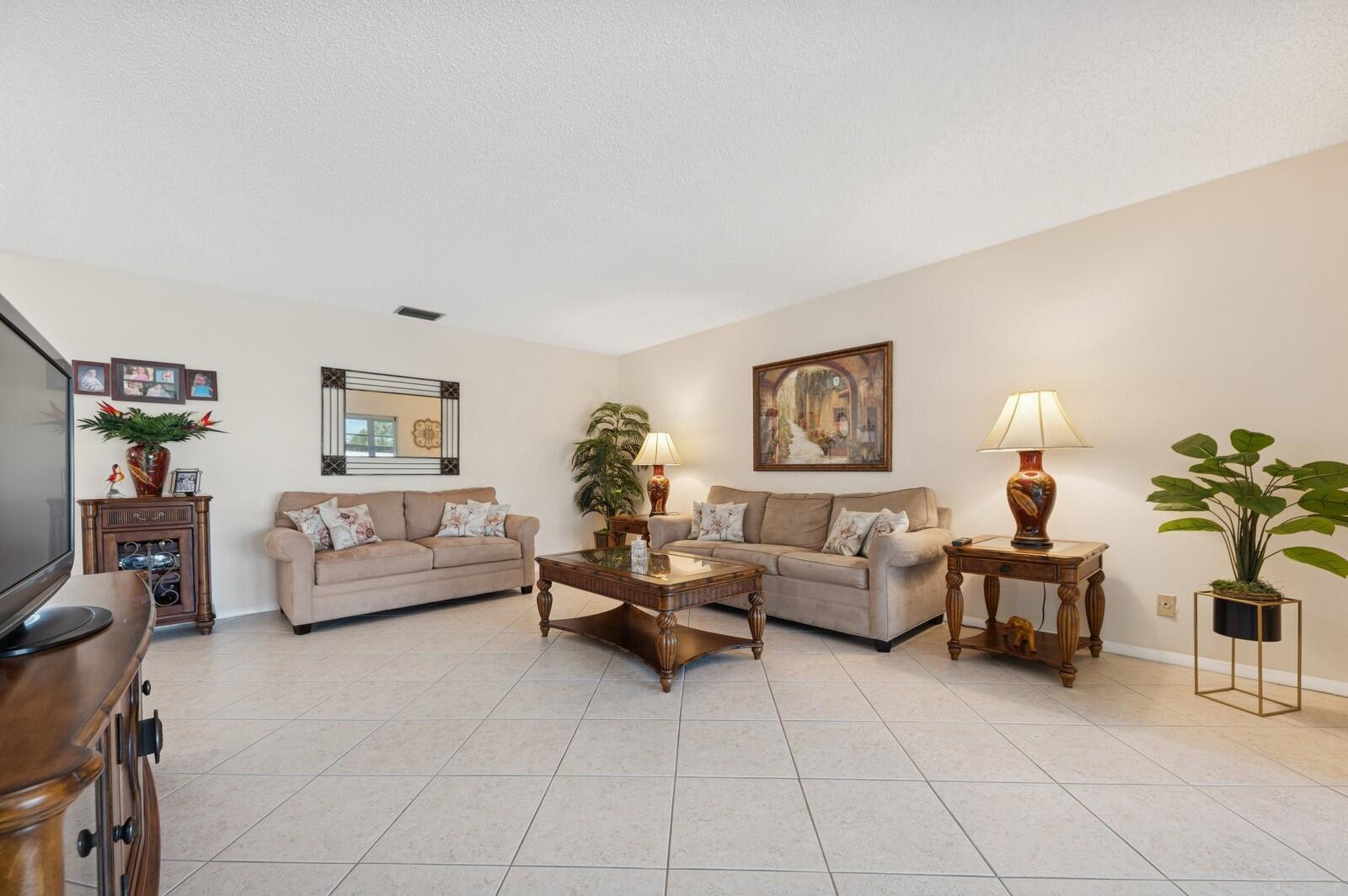 Photo 2 of home located at 317 Golden River Drive, West Palm Beach FL
