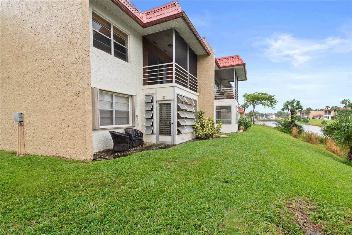 Photo 18 of home located at 427 Lake Frances Drive, West Palm Beach FL