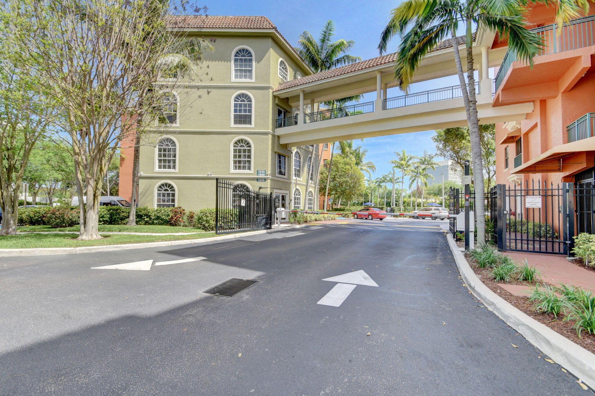 1640 Presidential Way Unit 105, West Palm Beach, Florida 33401