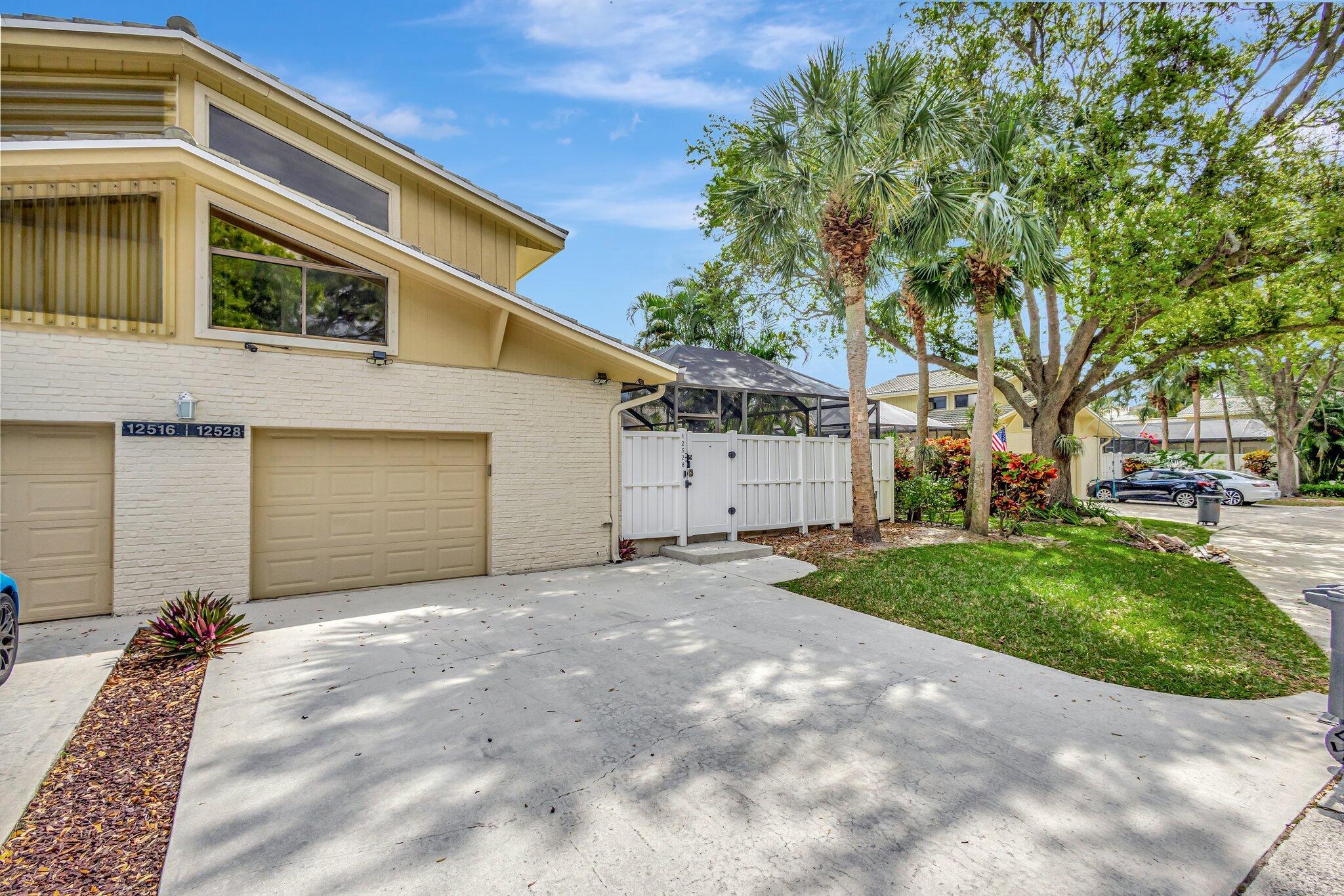 12528 Woodmill Drive Unit , Palm Beach Gardens, Florida 33418