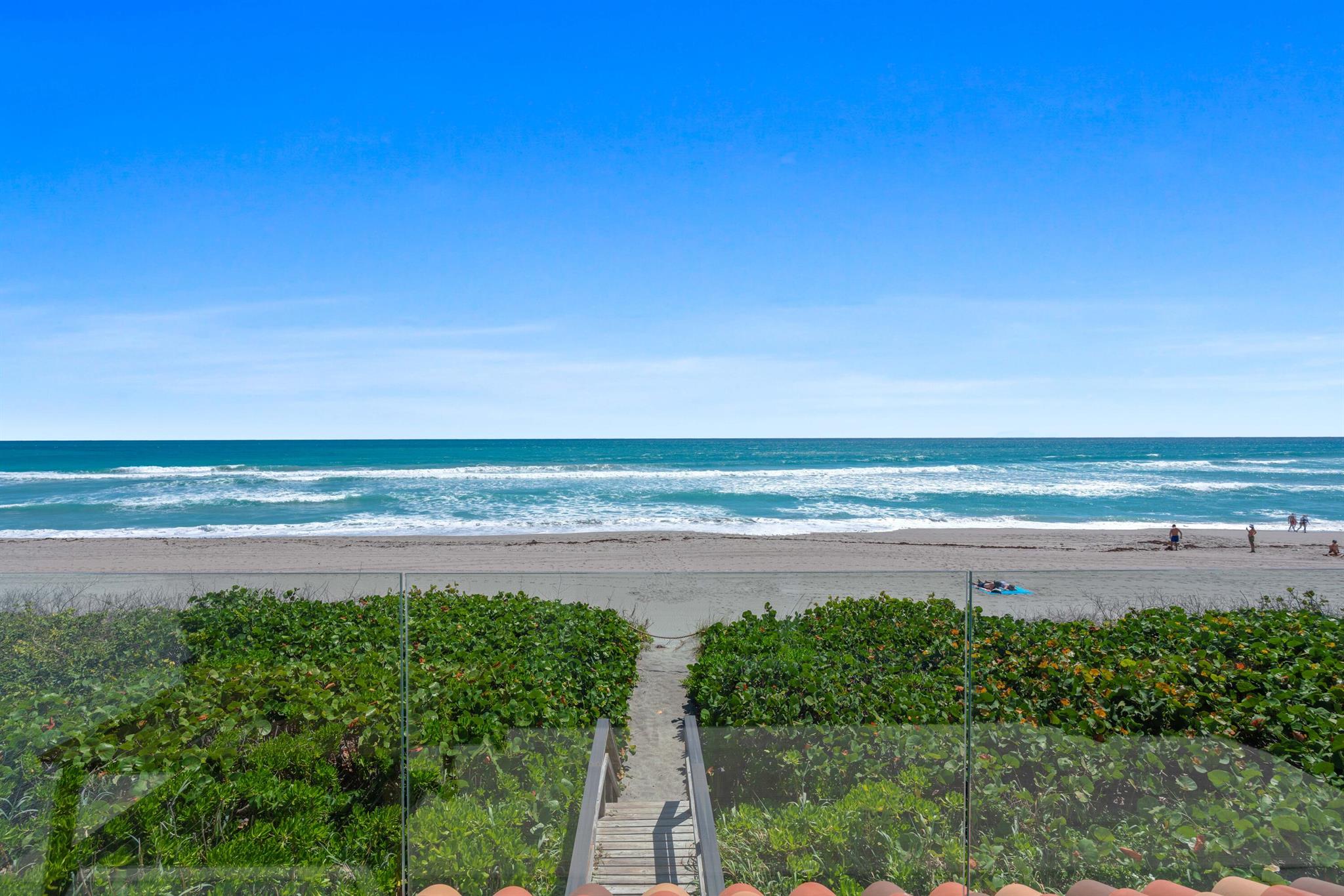 Image to showcase the property located at 1006 Ocean Drive