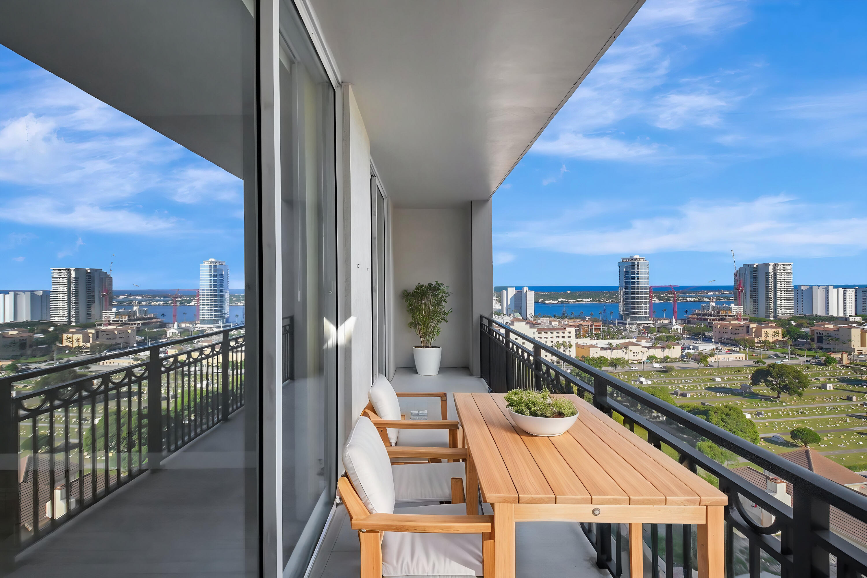550 Okeechobee Boulevard Unit Mph-07, West Palm Beach, Florida 33401