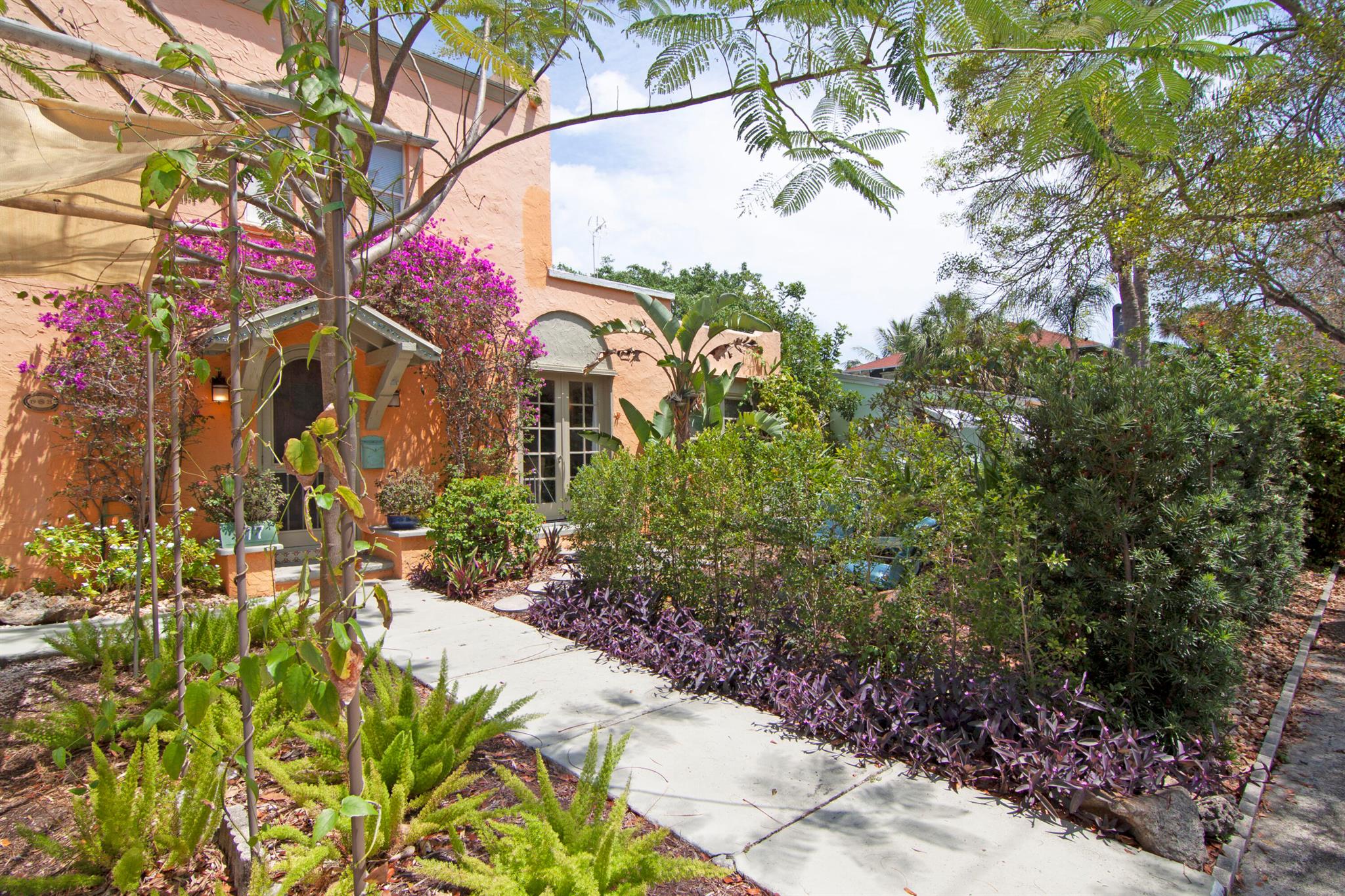 517 35th Street, West Palm Beach, Florida 33407