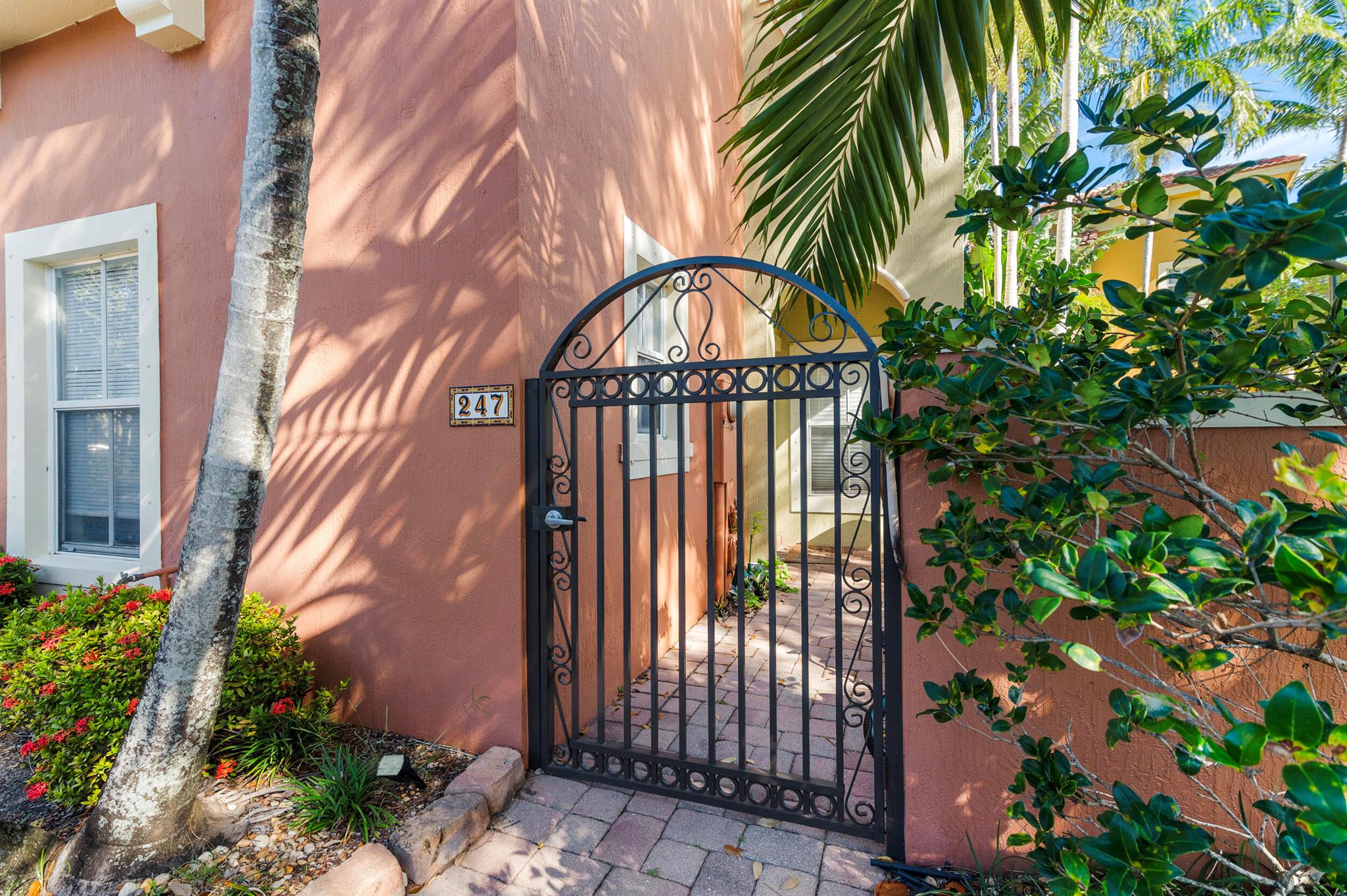 247 Lake Monterey Circle Unit , Boynton Beach, Florida 33426