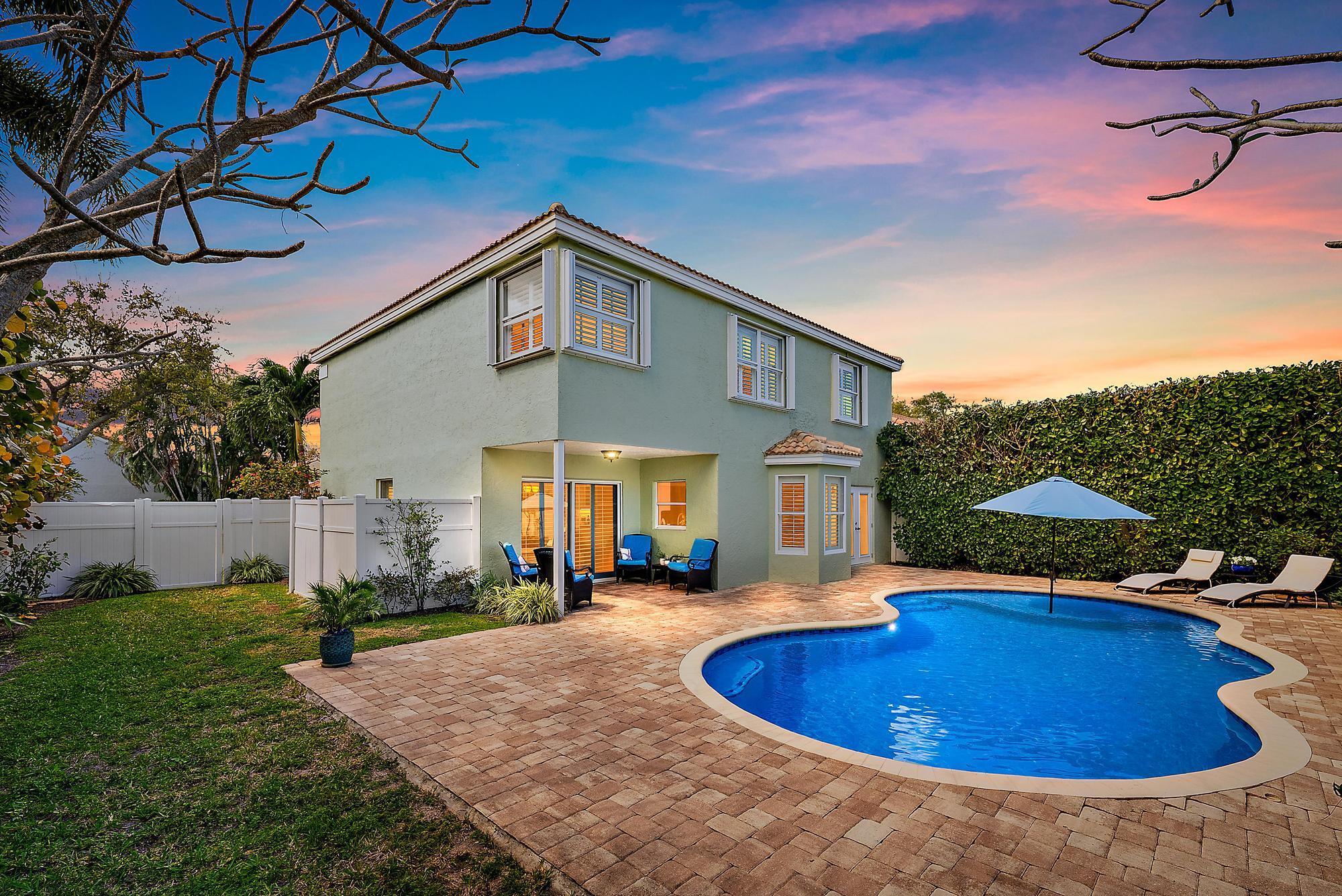 Welcome to 1074 Siena Oaks Cir E, a beautifully renovated home in the heart of Palm Beach Gardens, FL. This residence offers 3 spacious bedrooms and 2.5 spacious bathrooms, meticulously designed to blend comfort with style. Step inside and be greeted by an open floor plan, high ceilings, and an abundance of natural light. Moving into the fully remodeled kitchen; features a large island with wine cooler and pull out microwave. This expansive kitchen was well designed with entertainment in mind. Some other kitchen features include, double ovens, large range w/ hood, and a kitchen sink window that overlooks the lanai and pool area. The home's tile and hardwood floors provide a seamless flow from room to room.The primary ensuite is a serene retreat, offering two separate sinks, a soak ing tub and a separate shower for ultimate relaxation. Paired with an oversize walk-in closet, this master bedroom is spacious and functional.

Outdoor living is redefined with a private, heated pool, perfect for year-round enjoyment. The fenced patio area offers a safe and serene space for outdoor gatherings. The pool features a Sun Deck with umbrella insert as well as a swim out bench. New A/C installed in 2025 w/ transferable 10 year warranty.

The location of this home is prime. within 5 minutes you are at the beach, the Gardens Mall, Lifetime Fitness, TGL's Sofi Center, Palm Beach Gardens Hospital, and I-95. You are only 15 minutes from downtown West Palm Beach, Palm Beach Island, and Jupiter Inlet. Experience the best of Palm Beach Gardens living in this stunning, fully renovated home. Don't miss this extraordinary opportunity.