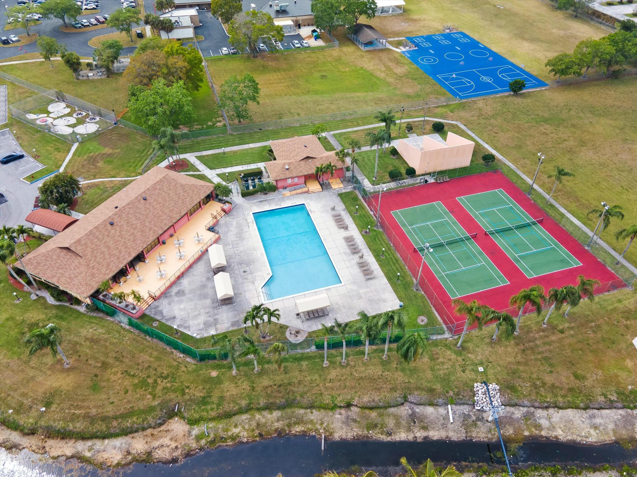 4451 Willow Pond Road B