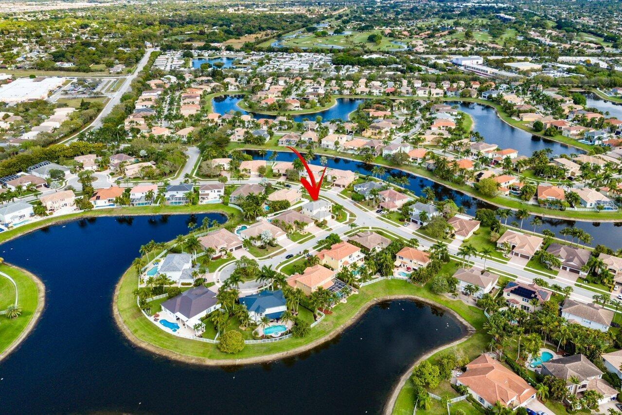 Photo 9 of home located at 6381 Melissa Way, Lake Worth FL