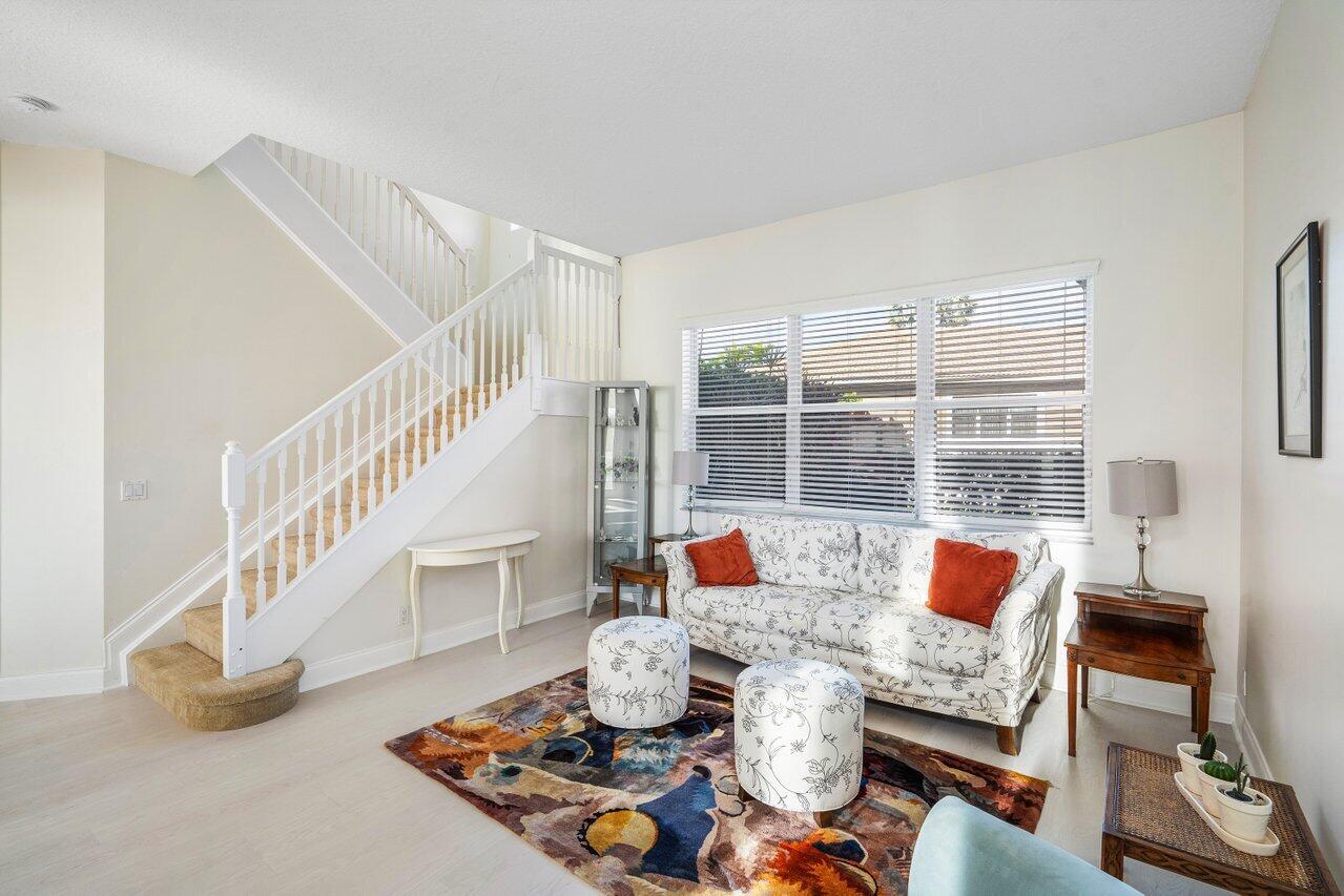 Photo 12 of home located at 6381 Melissa Way, Lake Worth FL