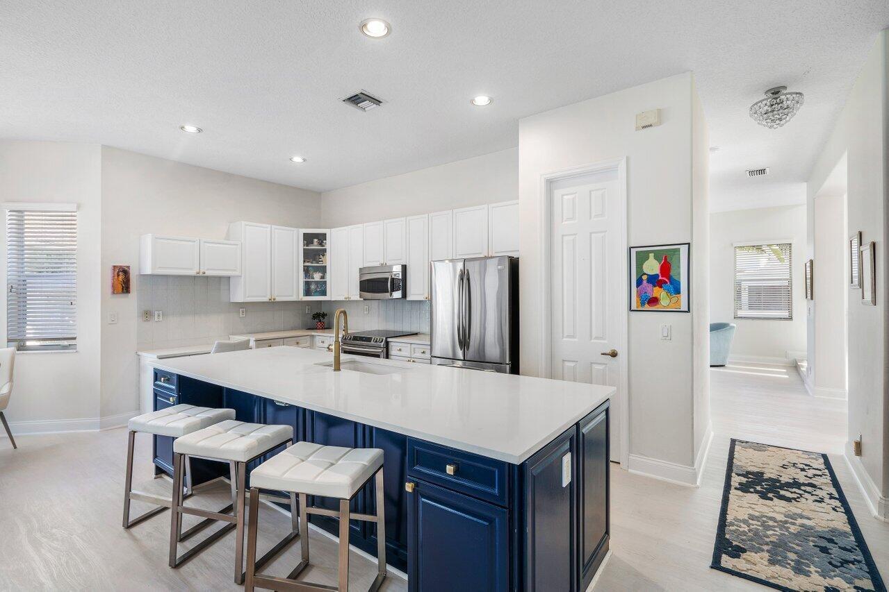 Photo 20 of home located at 6381 Melissa Way, Lake Worth FL