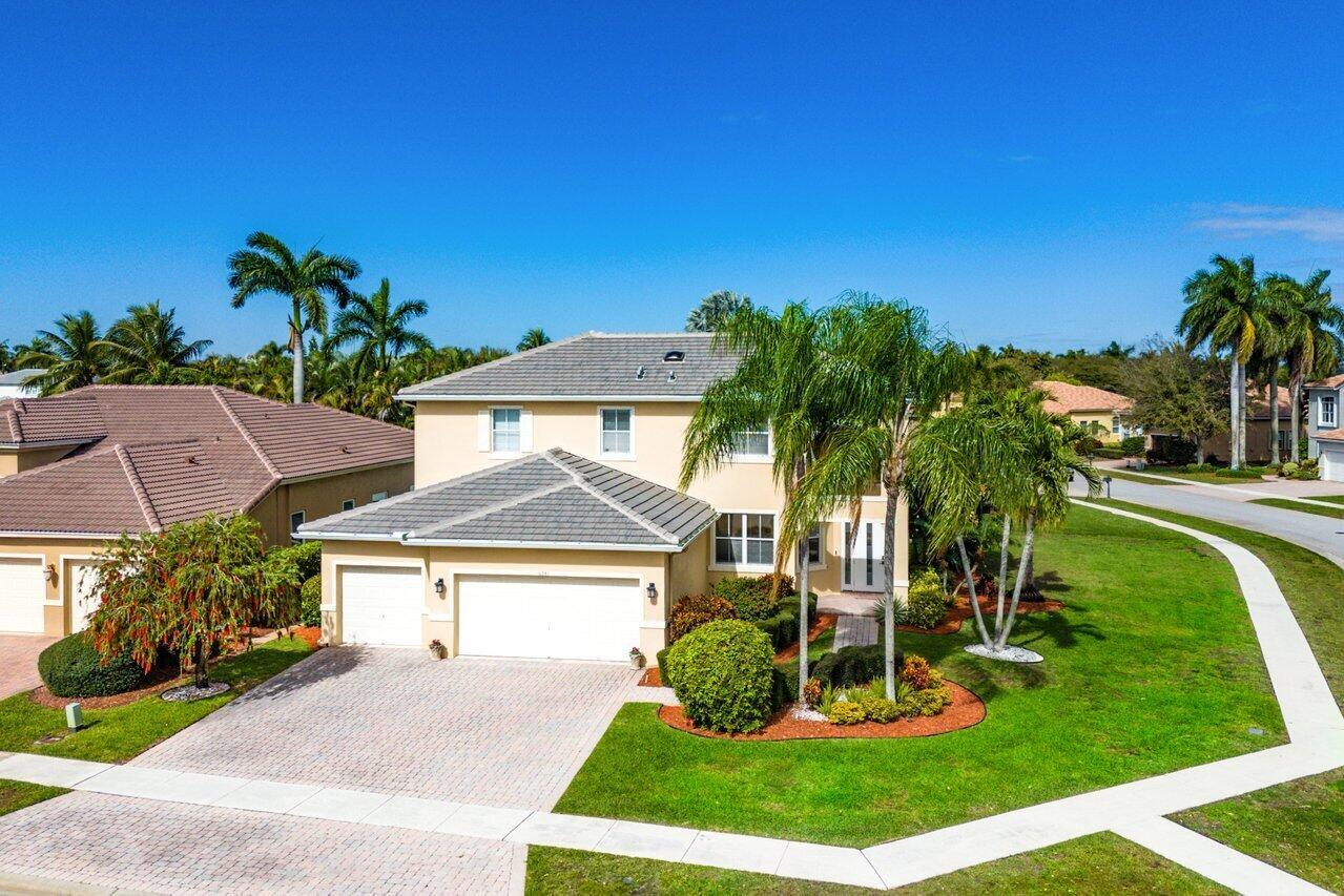 Photo 2 of home located at 6381 Melissa Way, Lake Worth FL