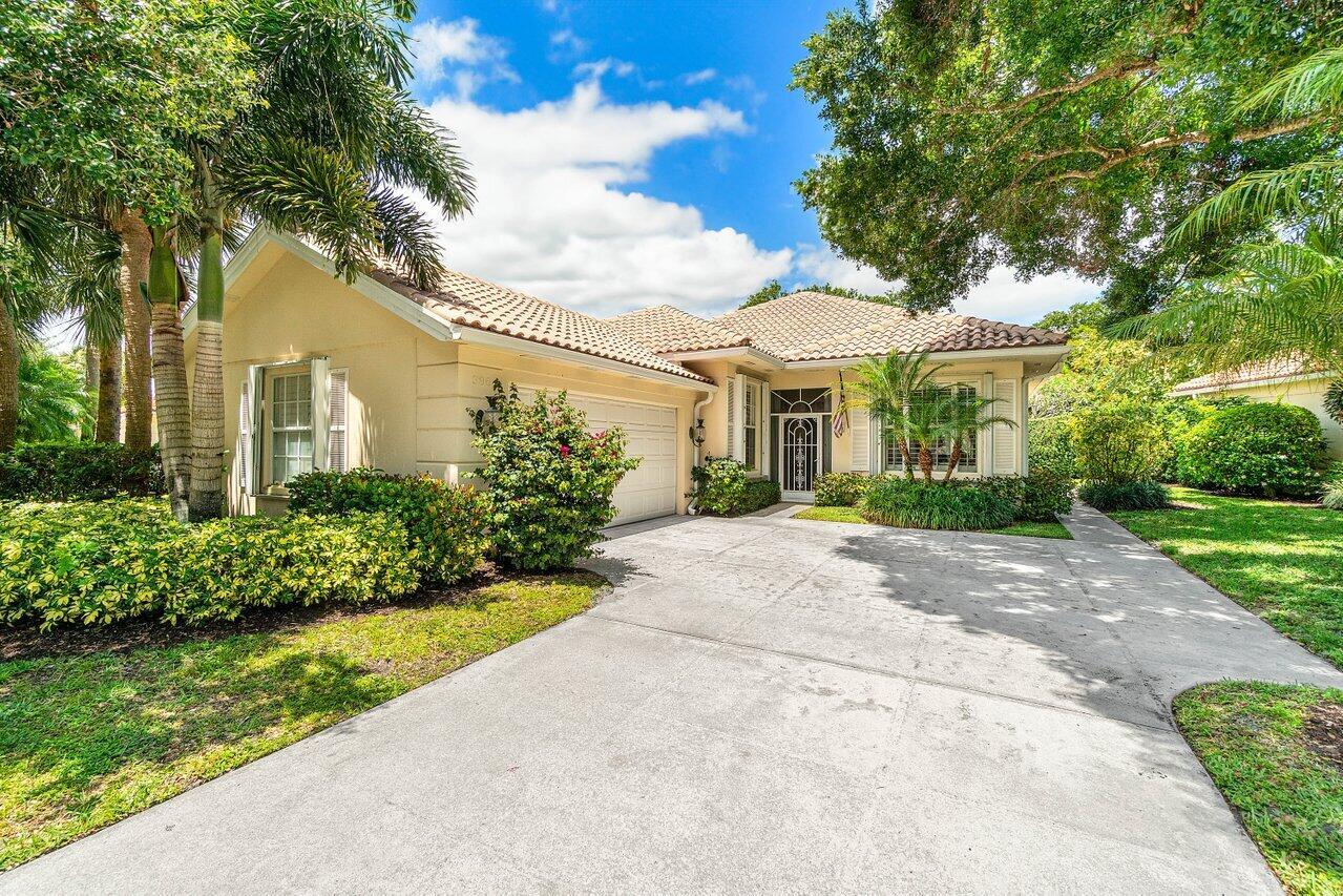 396 Kelsey Park Drive, Palm Beach Gardens, Florida 33410