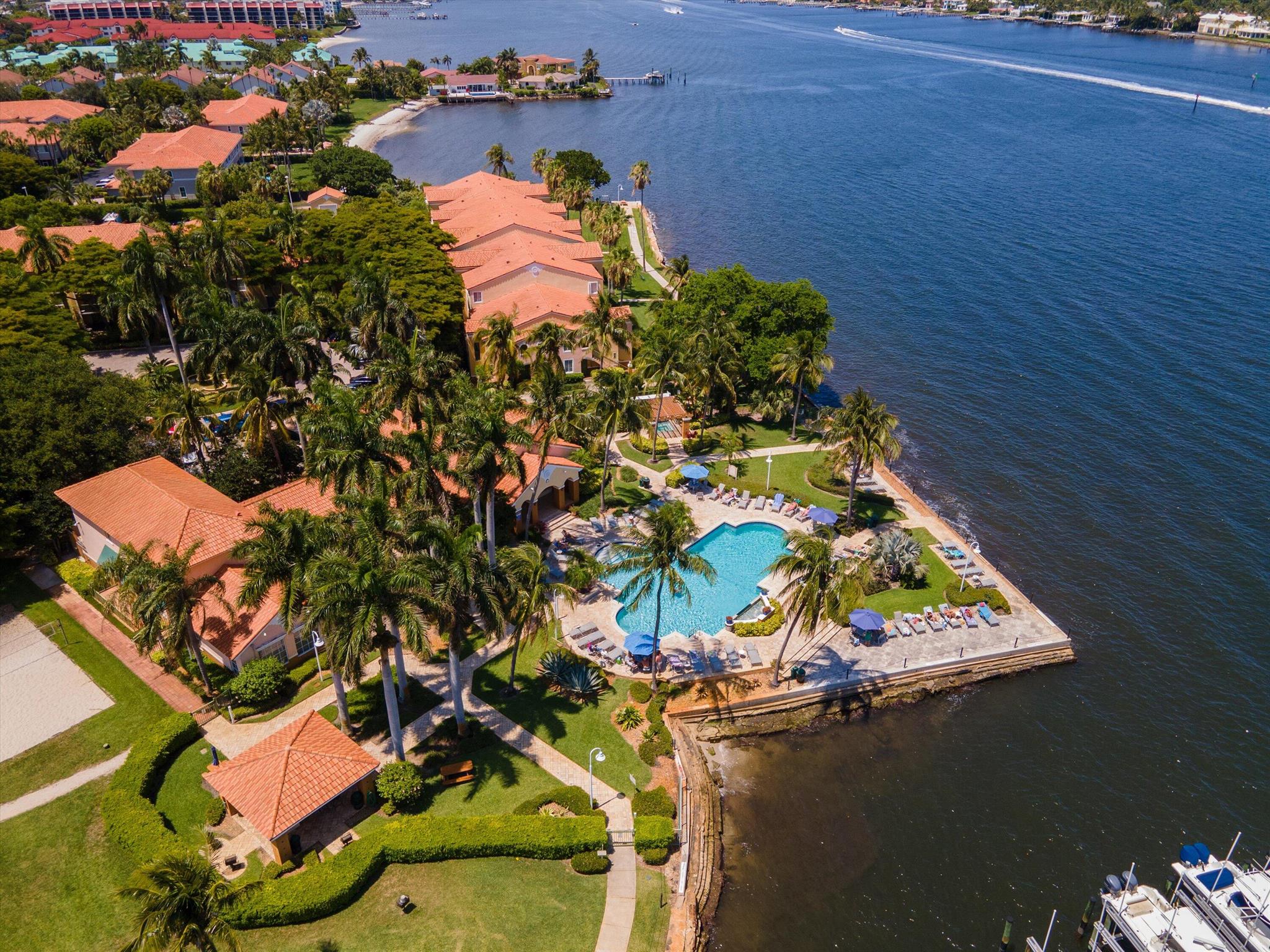 135 Yacht Club Way Unit 104, Hypoluxo, Florida 33462