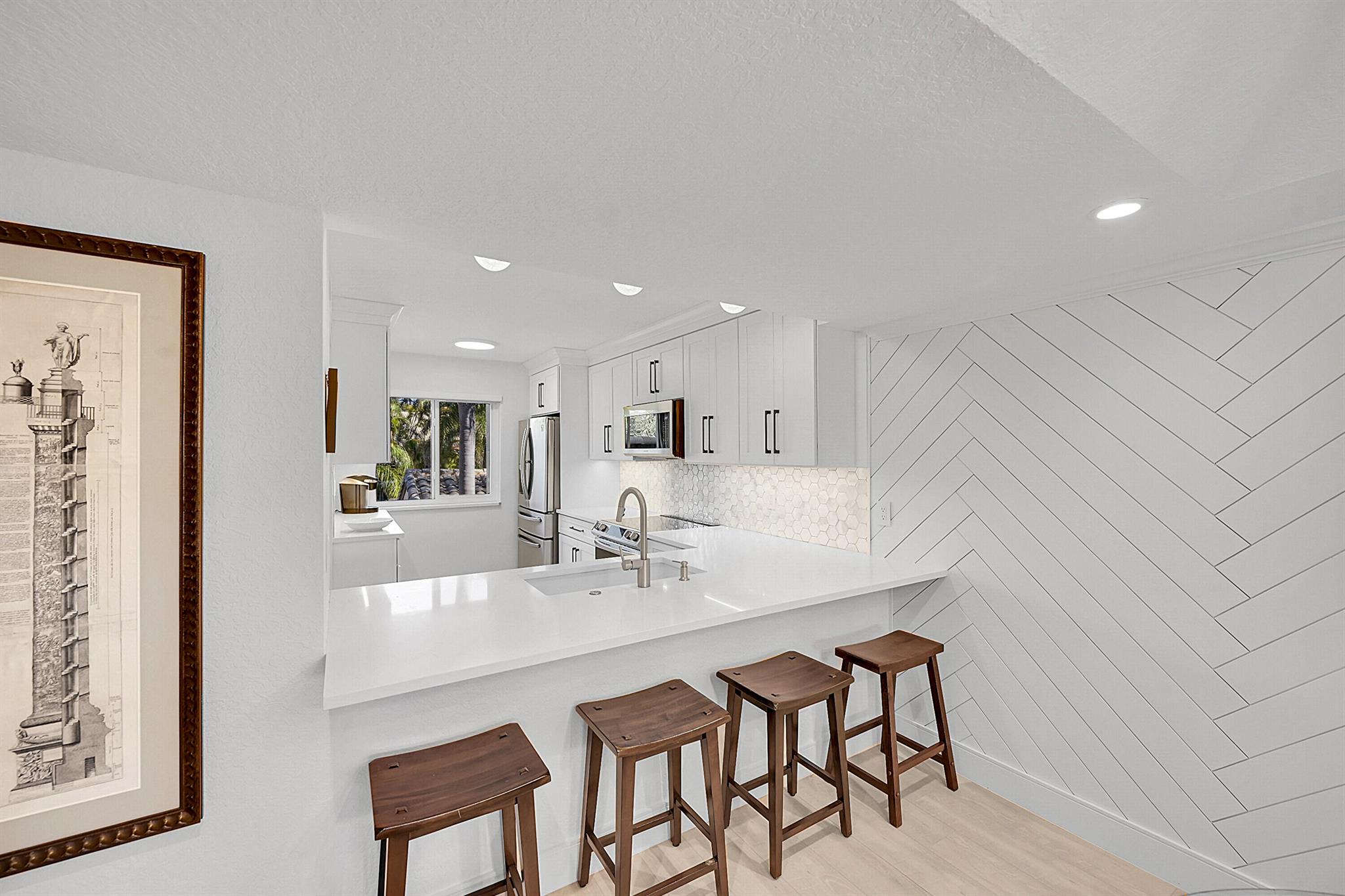 240 Captains Walk Unit 517, Delray Beach, Florida 33483