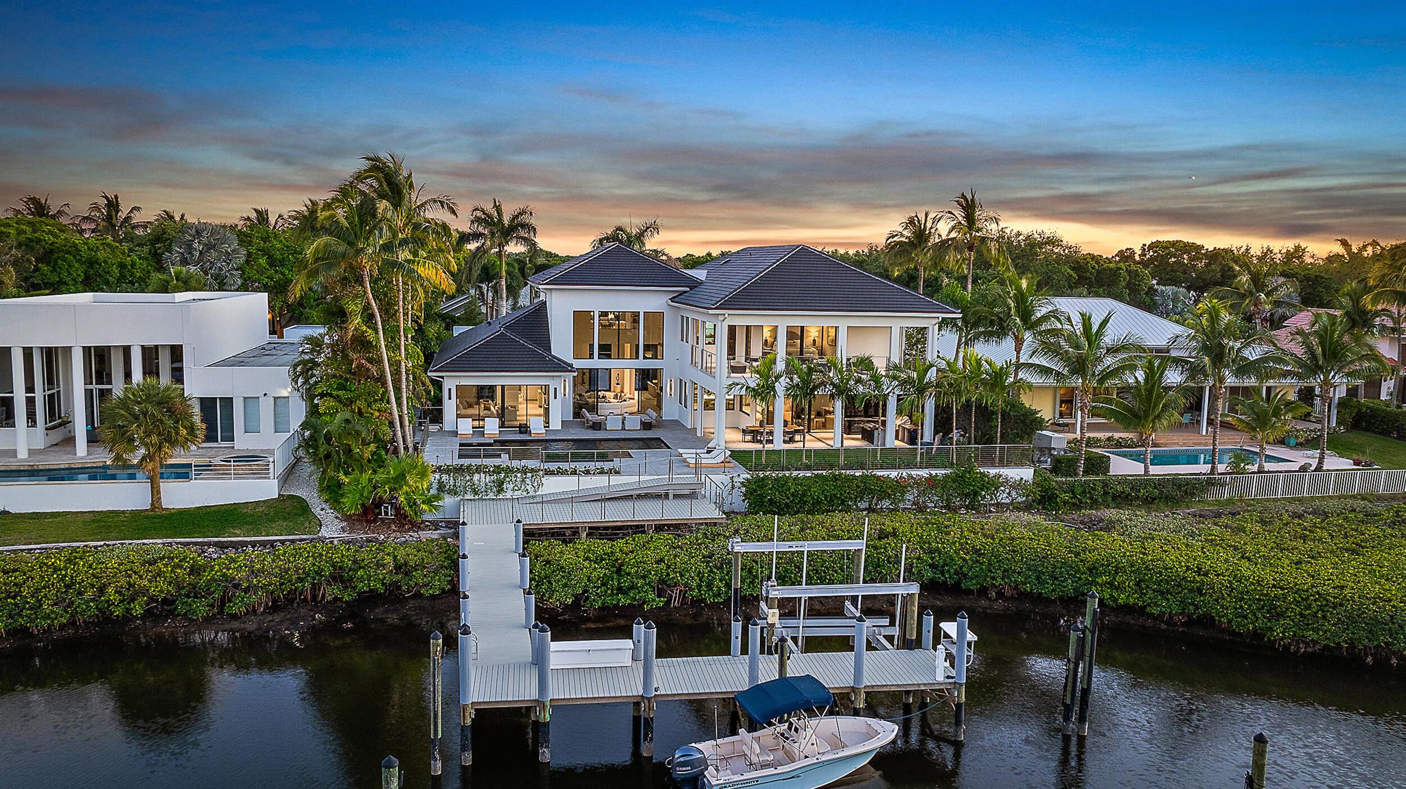 Photo 34 of home located at 126 Quayside Drive, Jupiter FL