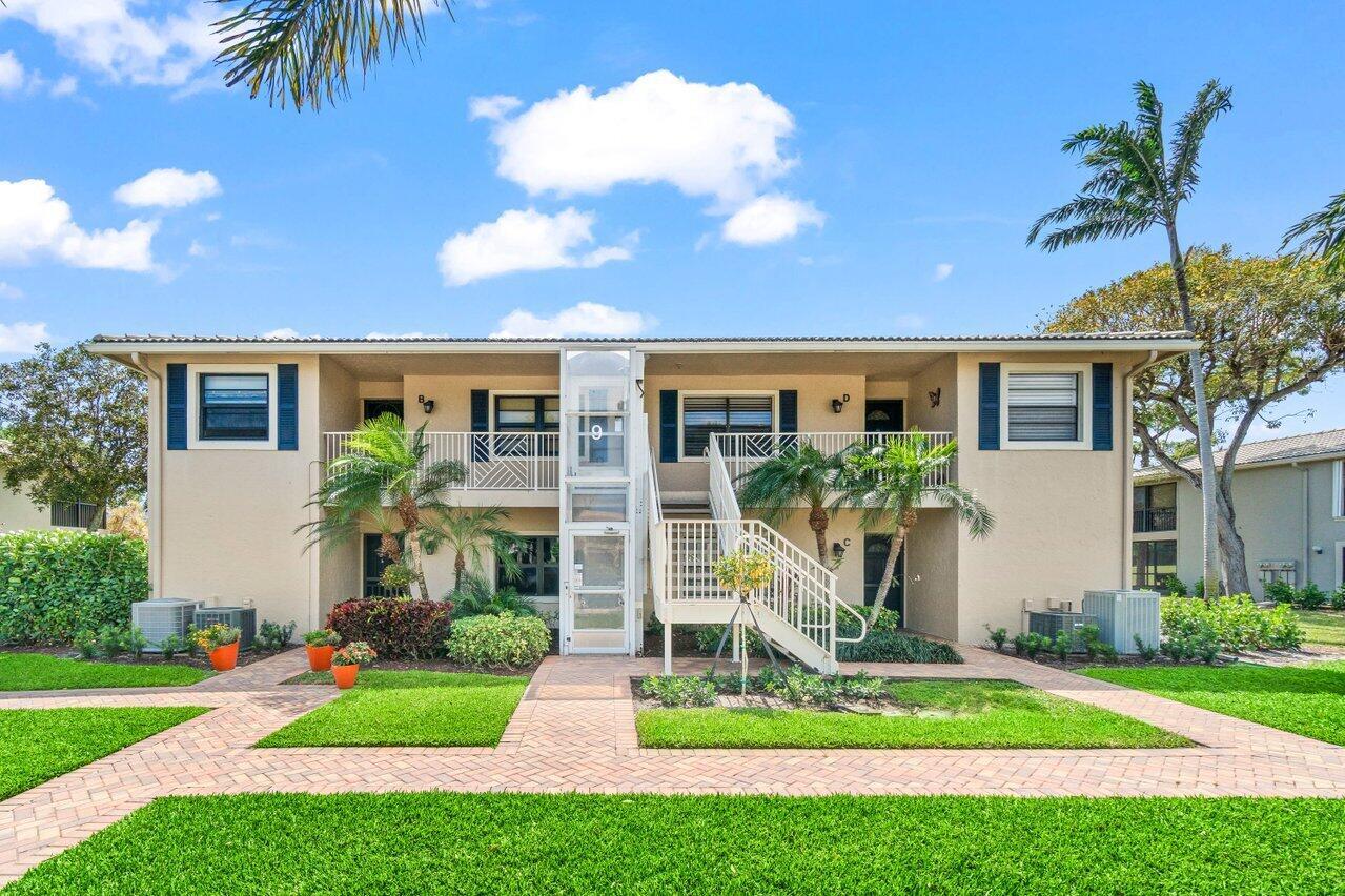 9 Stratford Drive D