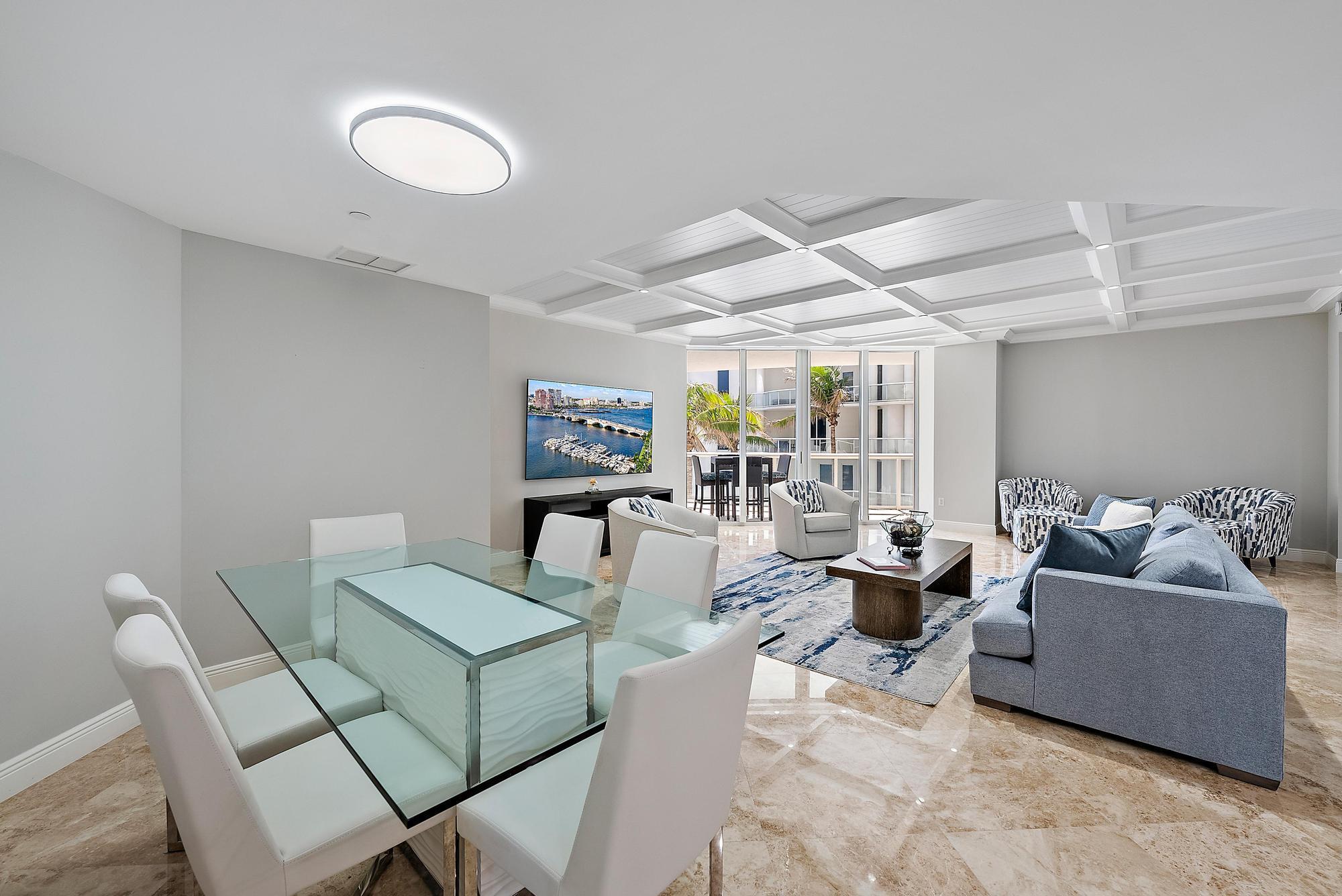 Photo 4 of home located at 4600 N Ocean Drive 402, Singer Island FL