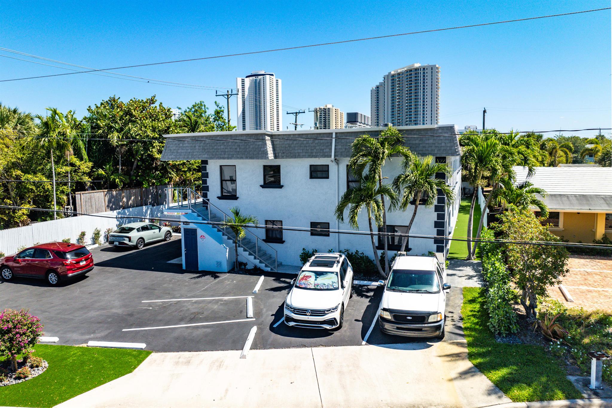 2638 Lake Drive Unit , Riviera Beach, Florida 33404