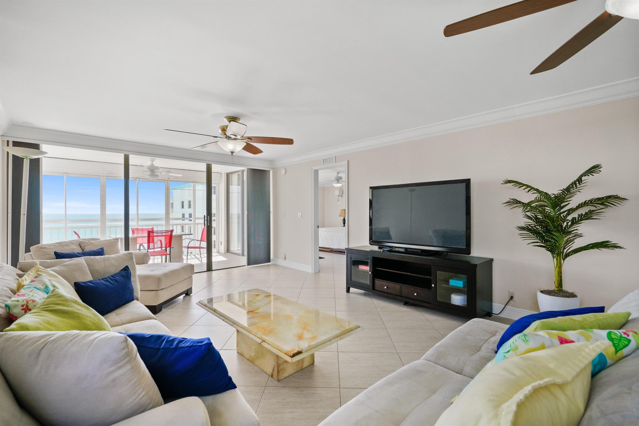 Image to showcase the property located at 911 Ocean 506 Drive 506