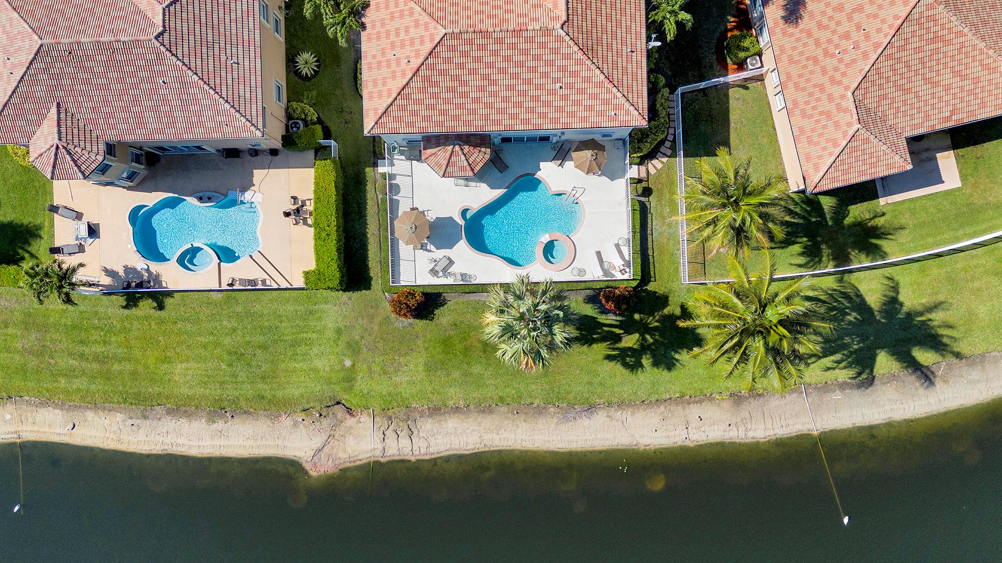 Photo 4 of home located at 6741 Finamore Circle, Lake Worth FL