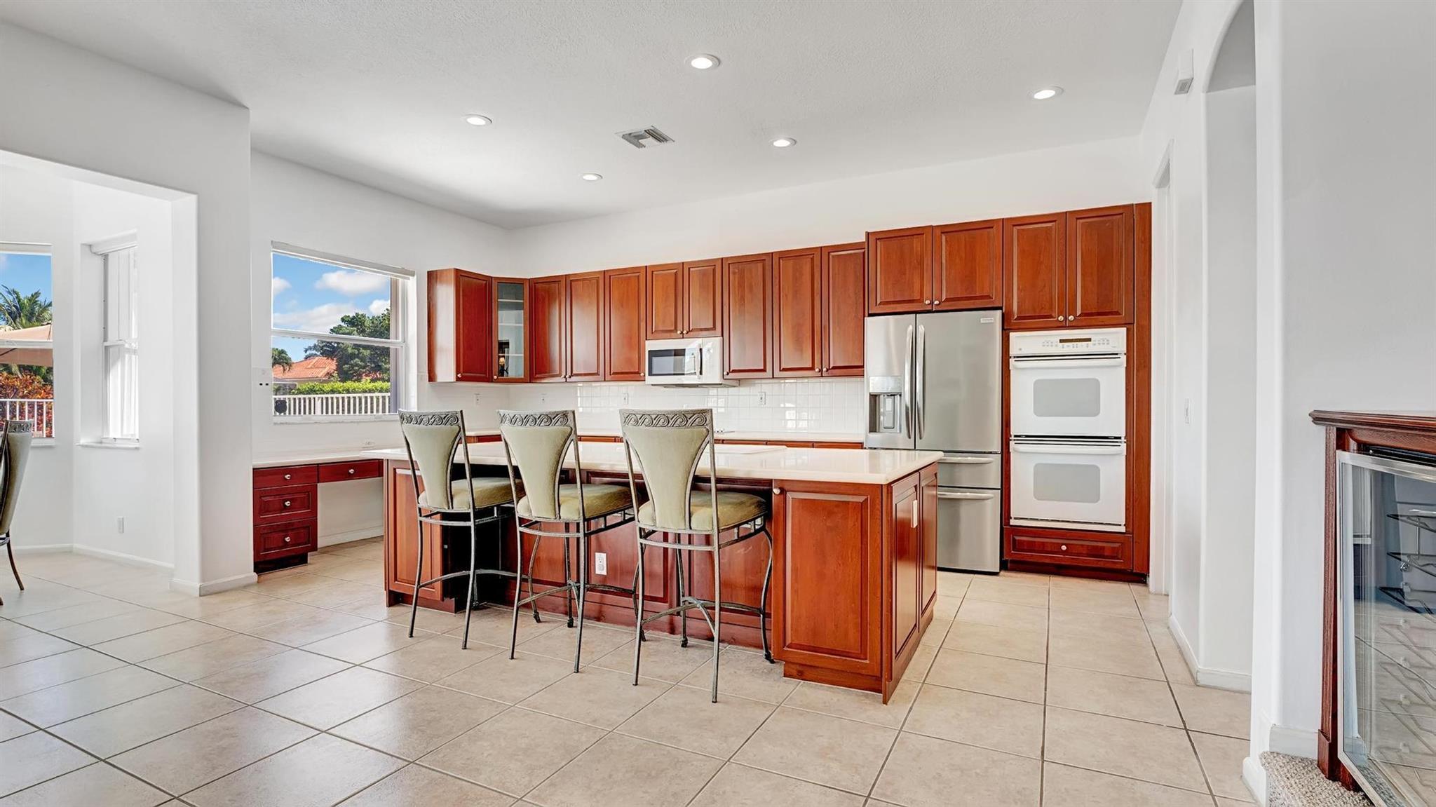Photo 6 of home located at 6741 Finamore Circle, Lake Worth FL