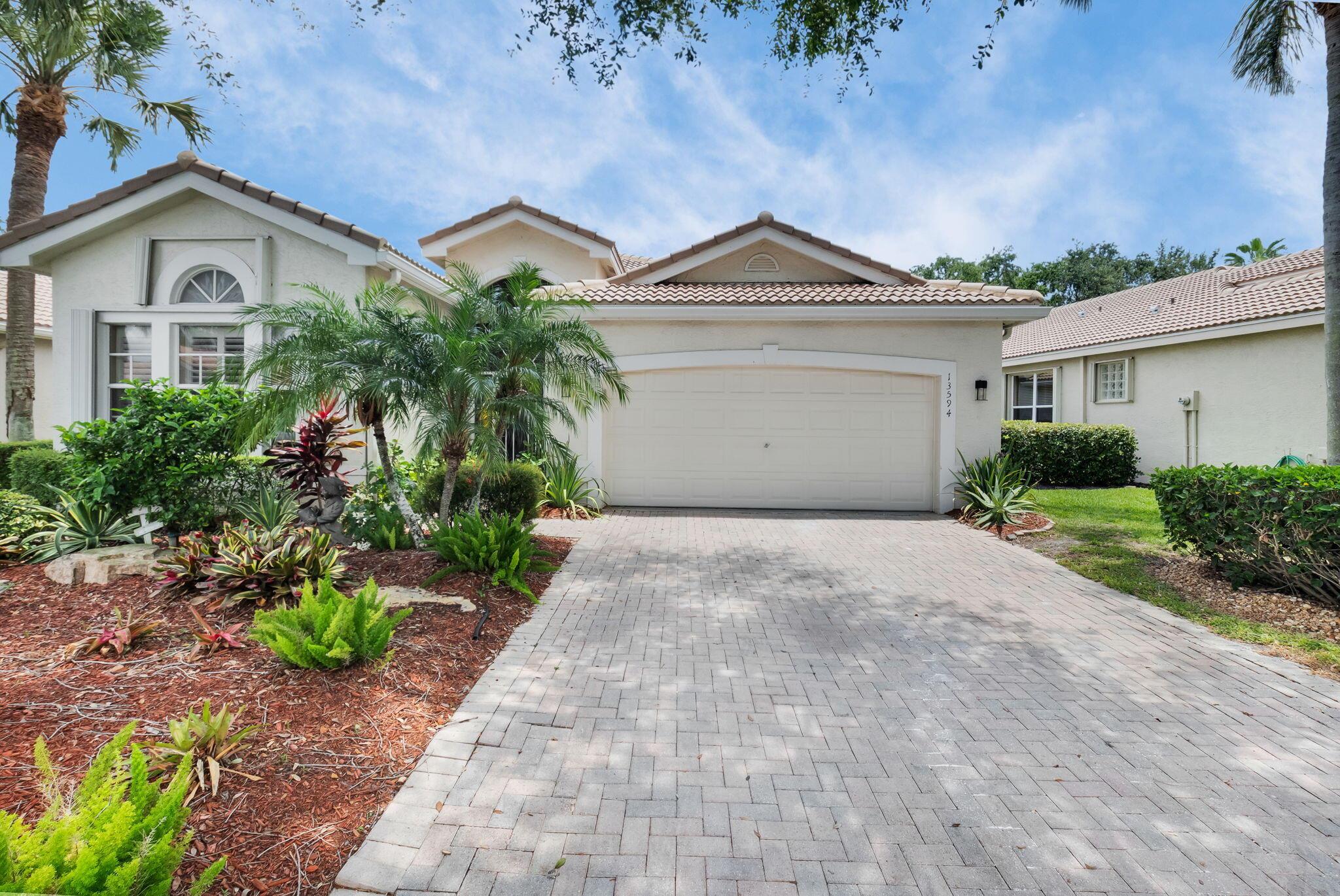 13594 Morocca Lake Lane, Delray Beach, Florida 33446