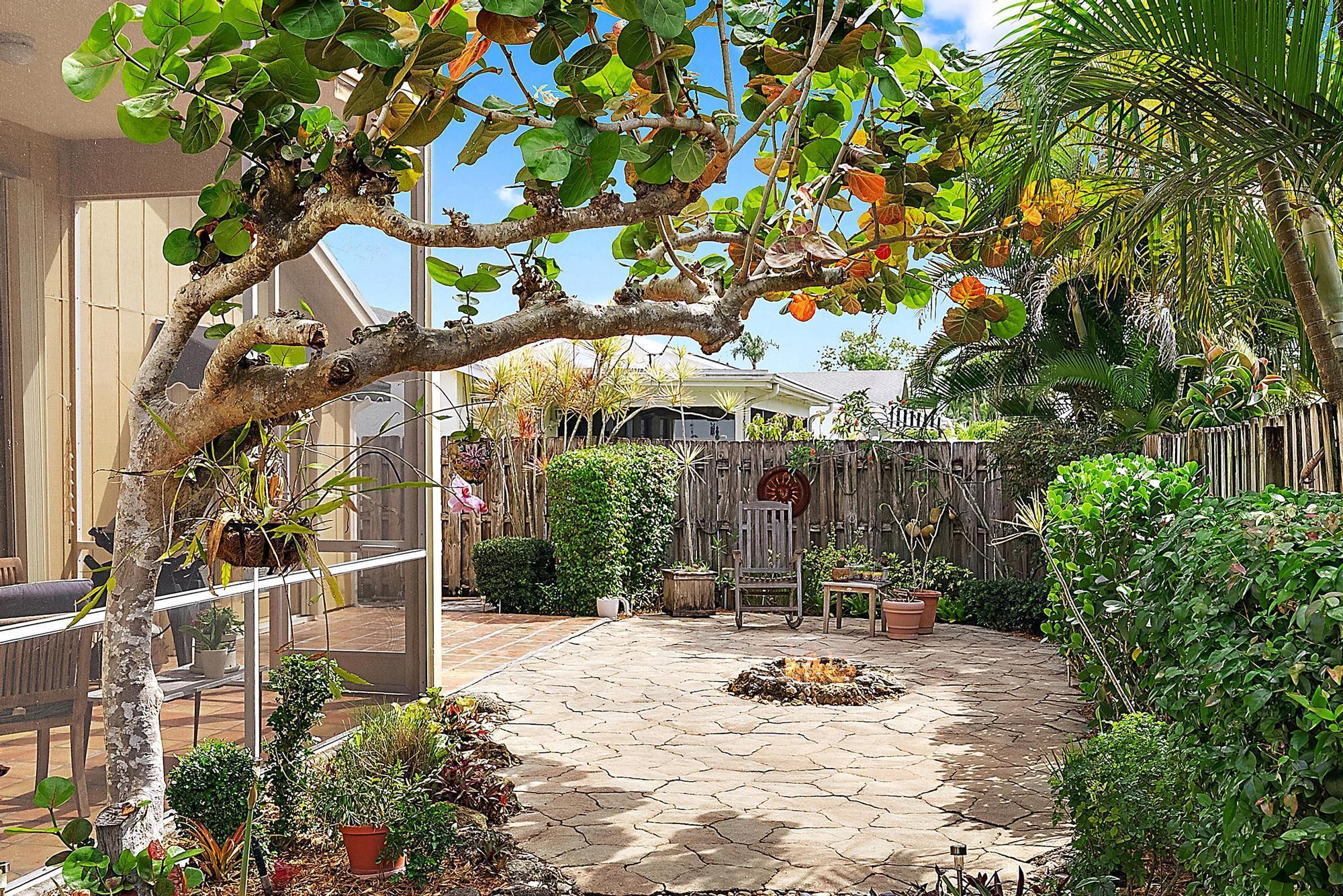 Spacious 3-Bed, 2-Bath Home in Jupiter with a Brand-New 2025 Roof! Nestled in a highly desirable NO HOA neighborhood, this well-maintained home features a split floor plan, partial impact windows, and tasteful updates throughout. The primary suite offers dual sinks and generous closet space, while the kitchen includes granite countertops and newer appliances.Enjoy a fully fenced backyard oasis, perfect for relaxing or entertaining. Just 1.3 miles from Abacoa Golf Club, a beautiful public course, and close to the neighborhood park. Located on a great street, minutes from top-rated schools, dining, shopping, and Jupiter's stunning beaches.Don't miss this opportunity to enjoy the best of Jupiter living!
