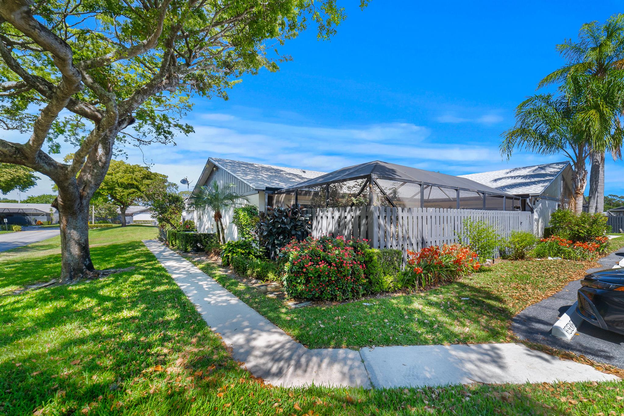 1139 Summit Trail A Circle Unit A, West Palm Beach, Florida 33415