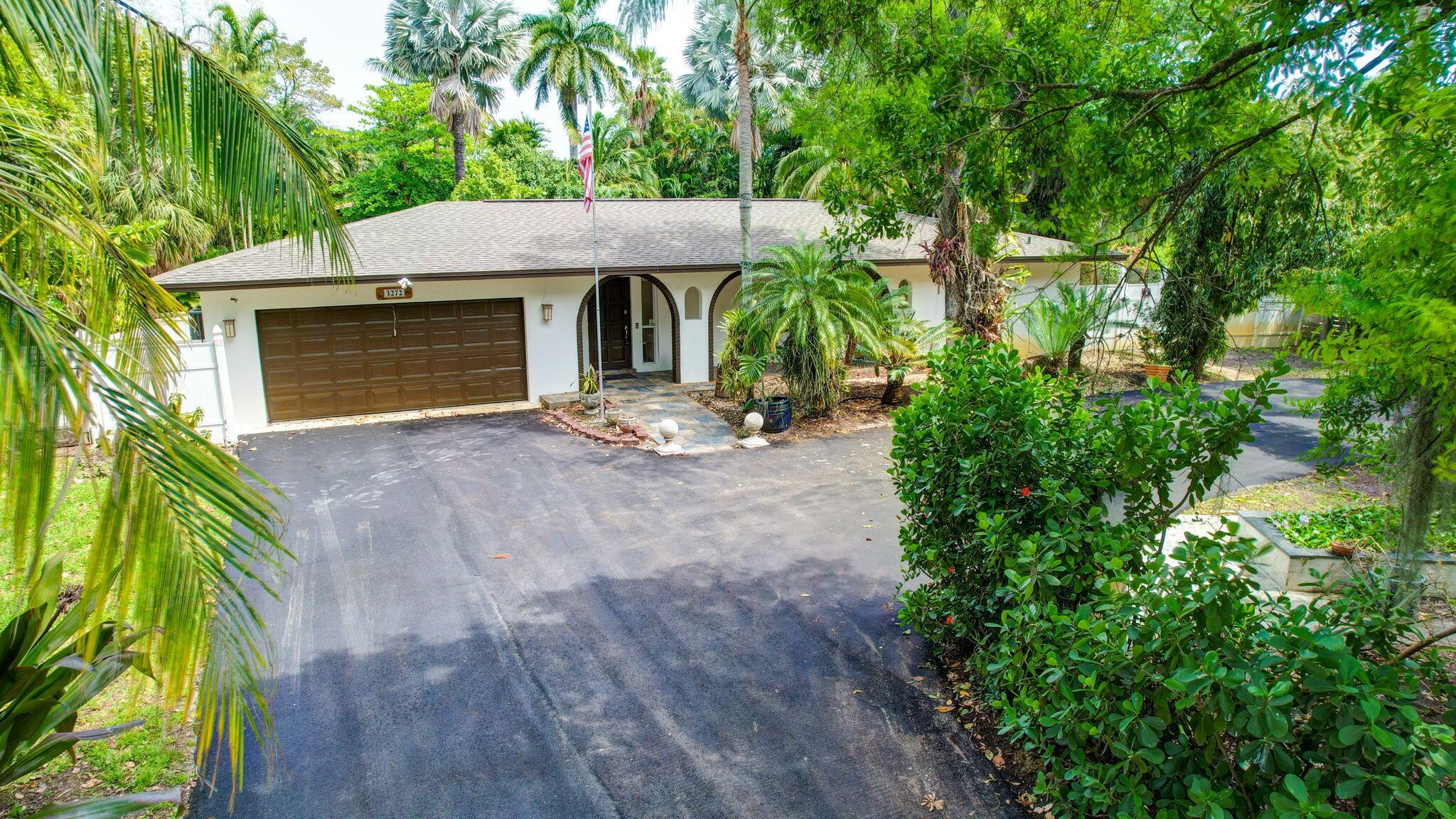 3272 3rd Avenue, Oakland Park, Florida 33309
