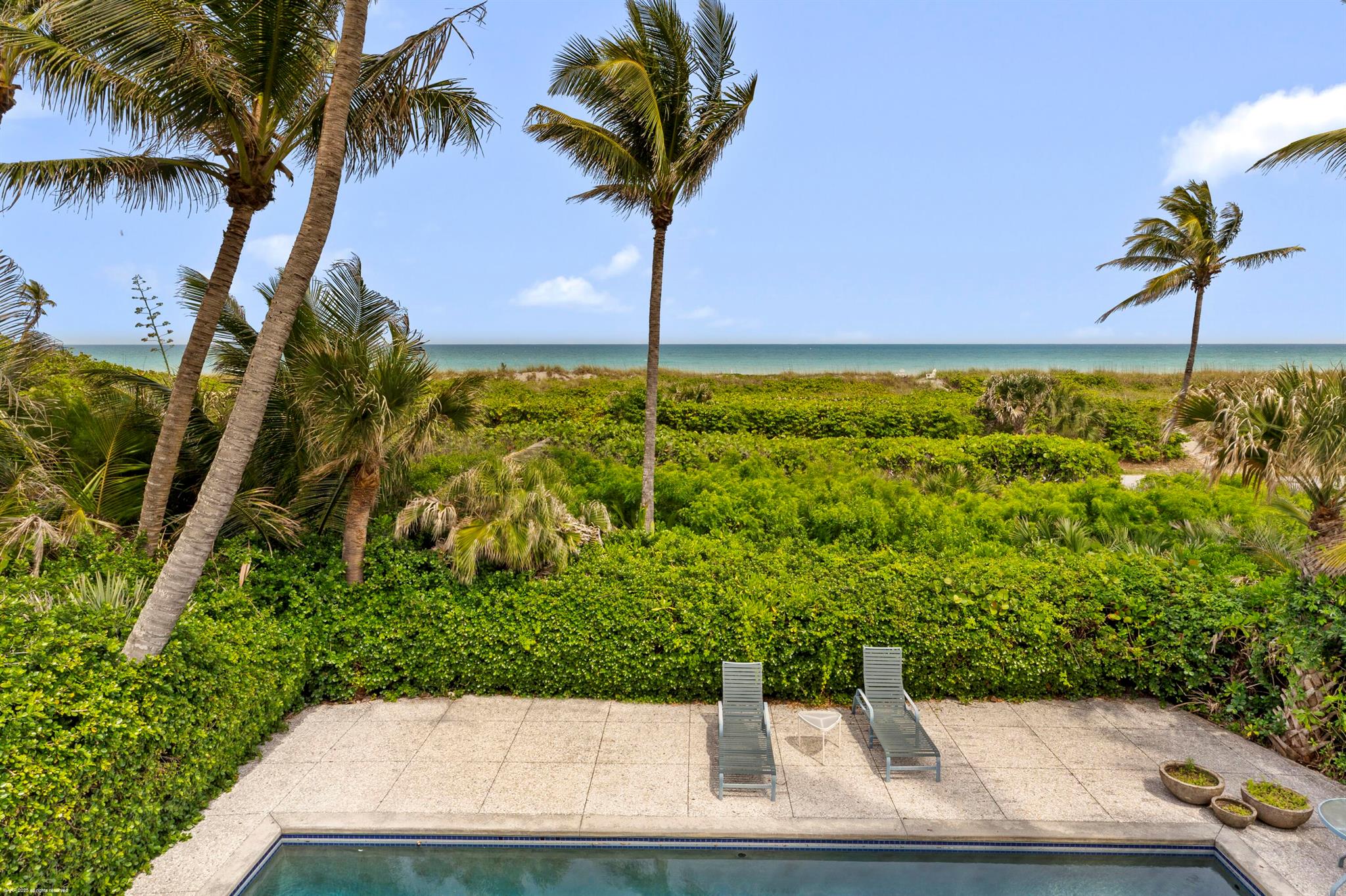 128 Beach Road, Jupiter Island, Florida 33455