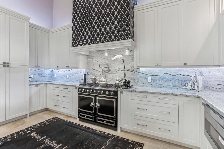 Photo 10 of home located at 404 Mariner Drive, Jupiter FL