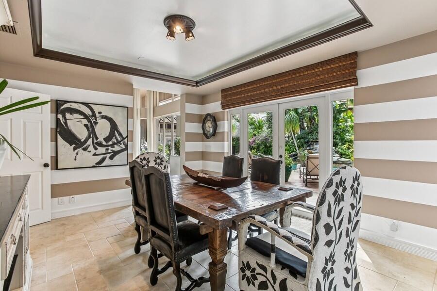 Photo 14 of home located at 404 Mariner Drive, Jupiter FL