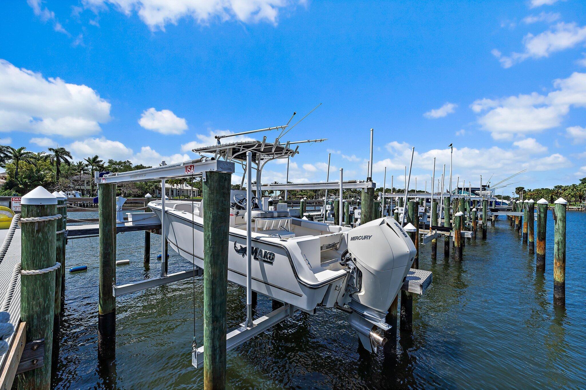 Image to showcase the property located at 411 Bay Colony Drive N & Slip #32