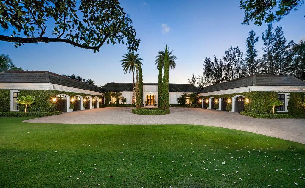 100 Harbor Way, Jupiter Island, Florida 33455