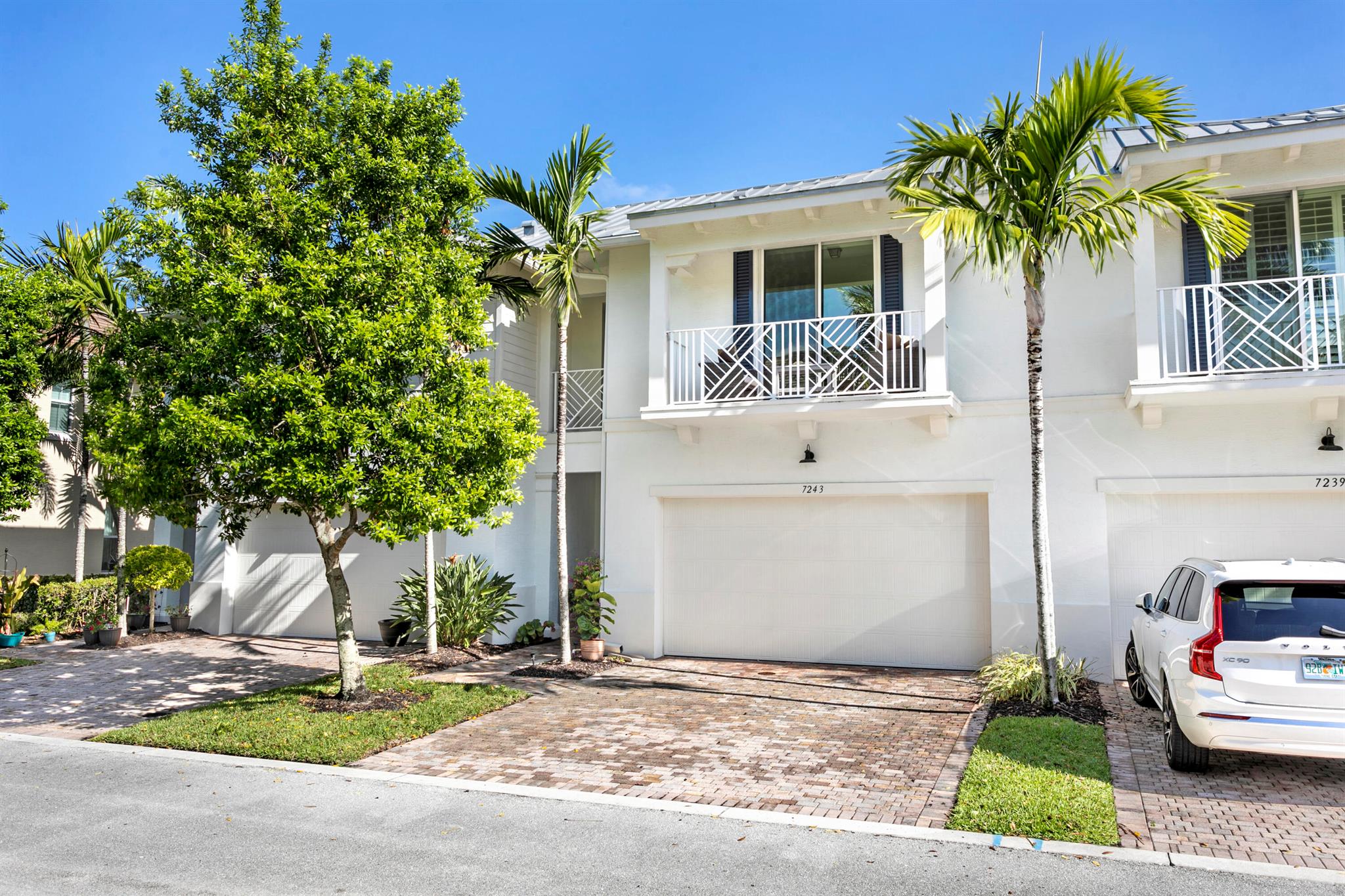 7243 Oxford Court Unit , Palm Beach Gardens, Florida 33418