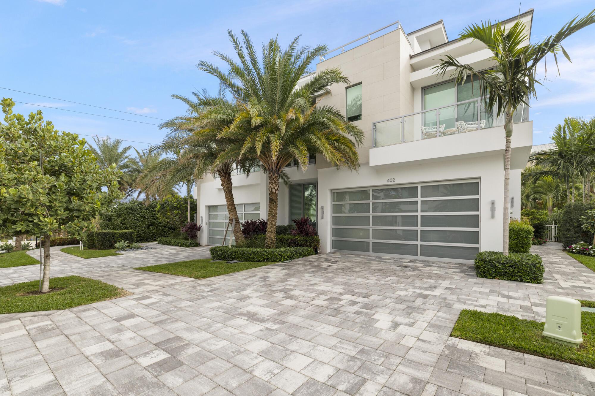 Image to showcase the property located at 402 Ocean One Lane