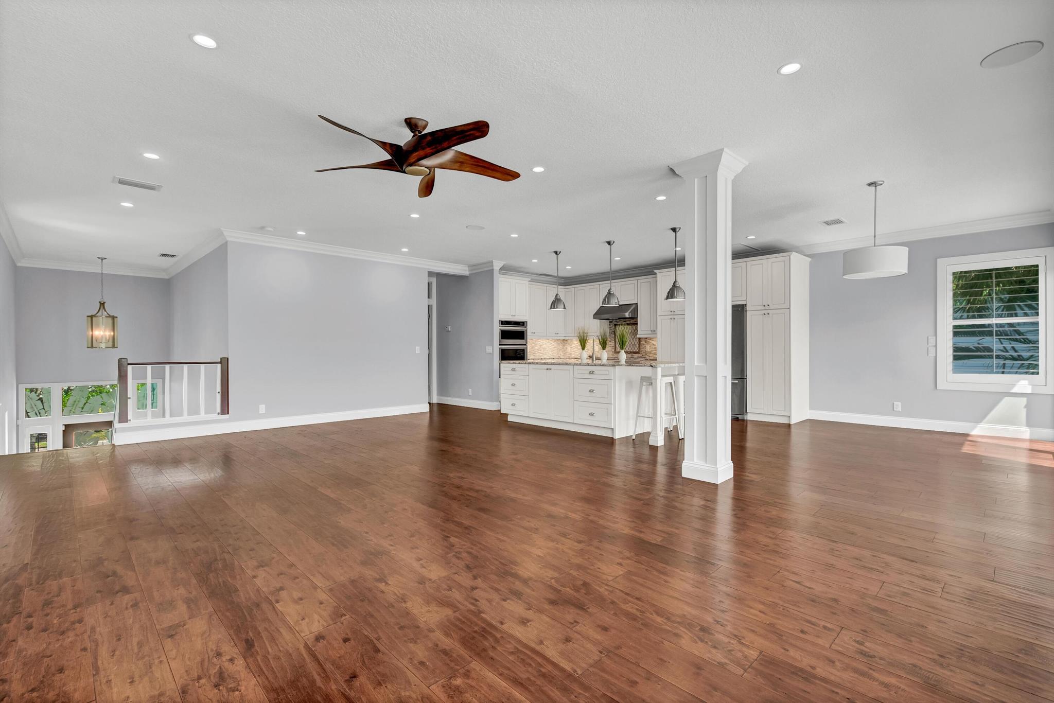 Image to showcase the property located at 125 Intracoastal Circle