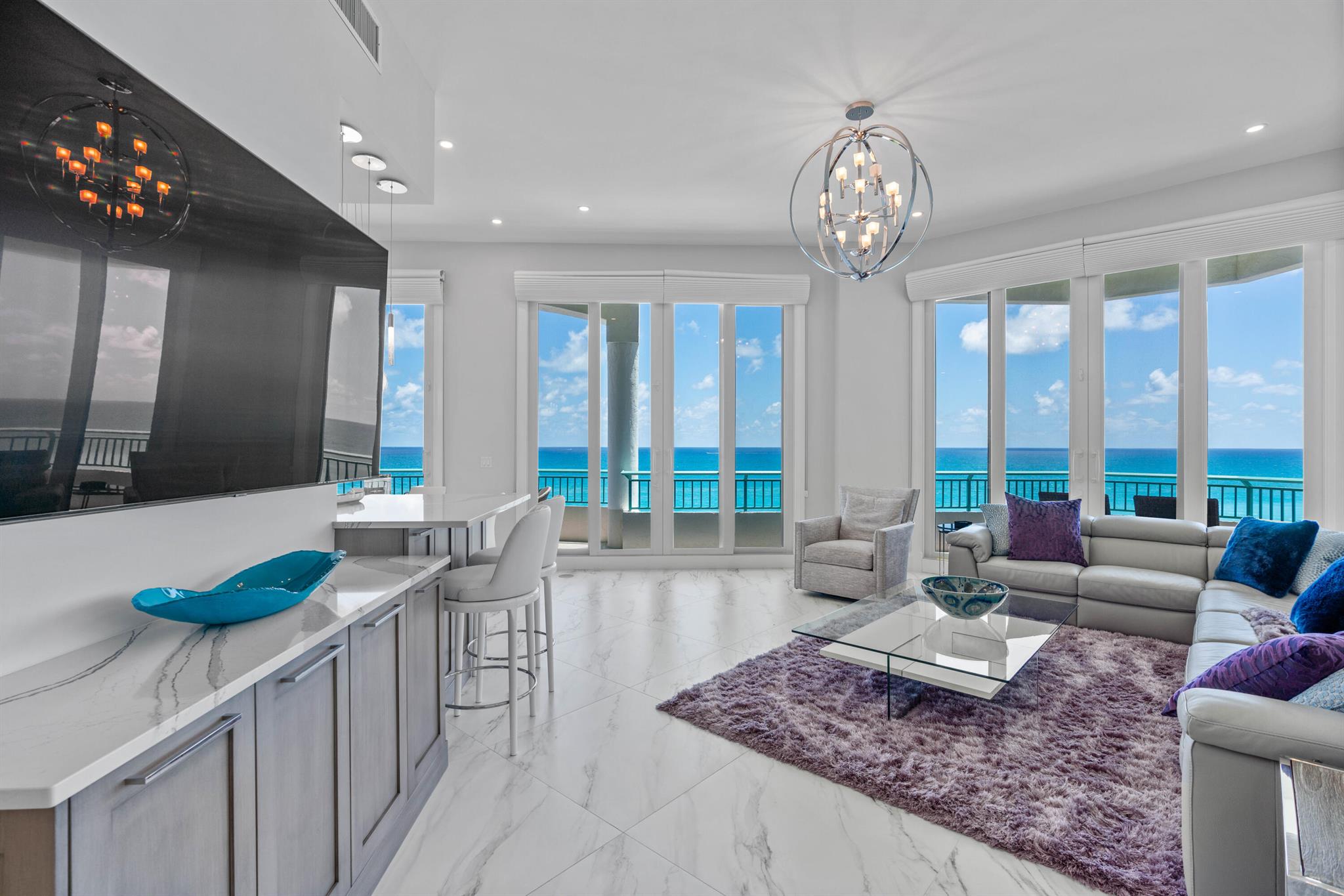 Image to showcase the property located at 2000 S Highway A1a Ph601